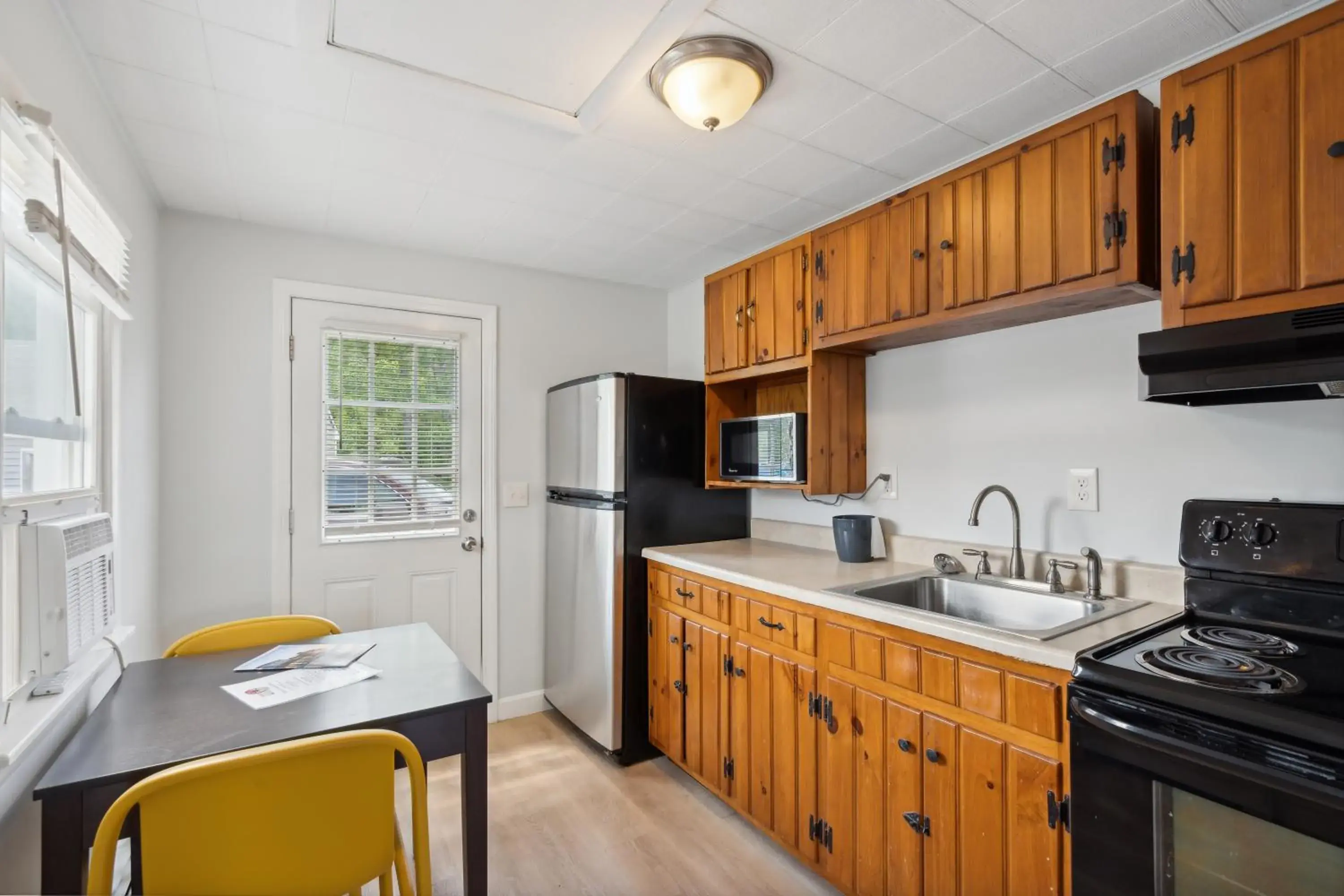 Two-Bedroom Deluxe Apartment in Wagon Wheel Motel Two-Bedroom Deluxe Apartment in Wagon Wheel Motel