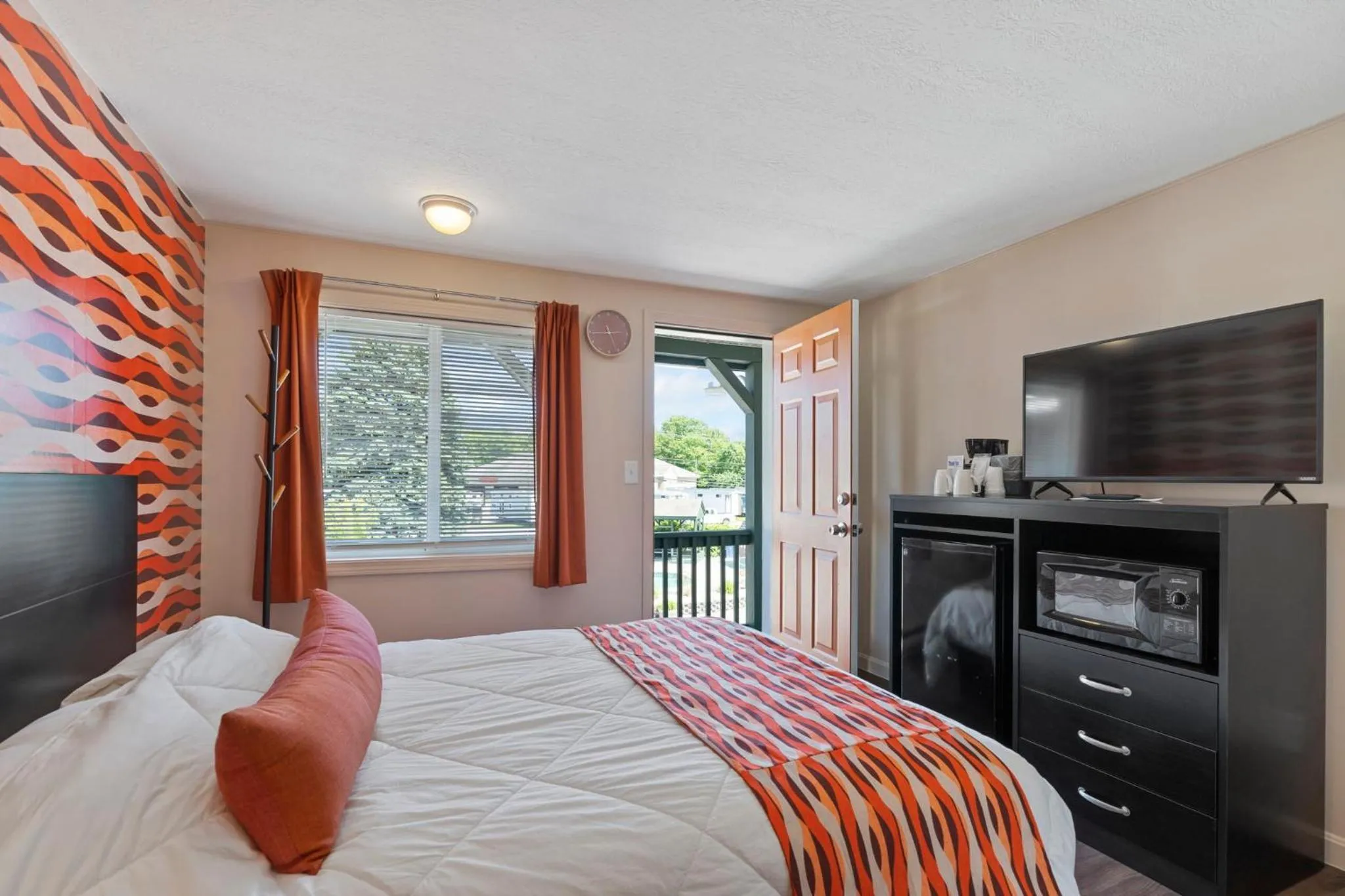 Bed in Wagon Wheel Motel