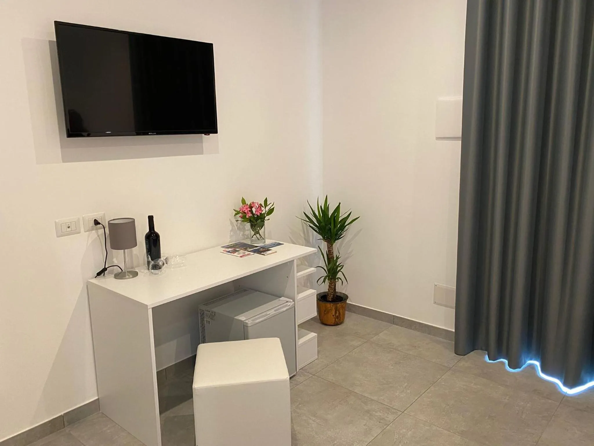 TV and multimedia in InVilla Bed&Breakfast - Quality Rooms