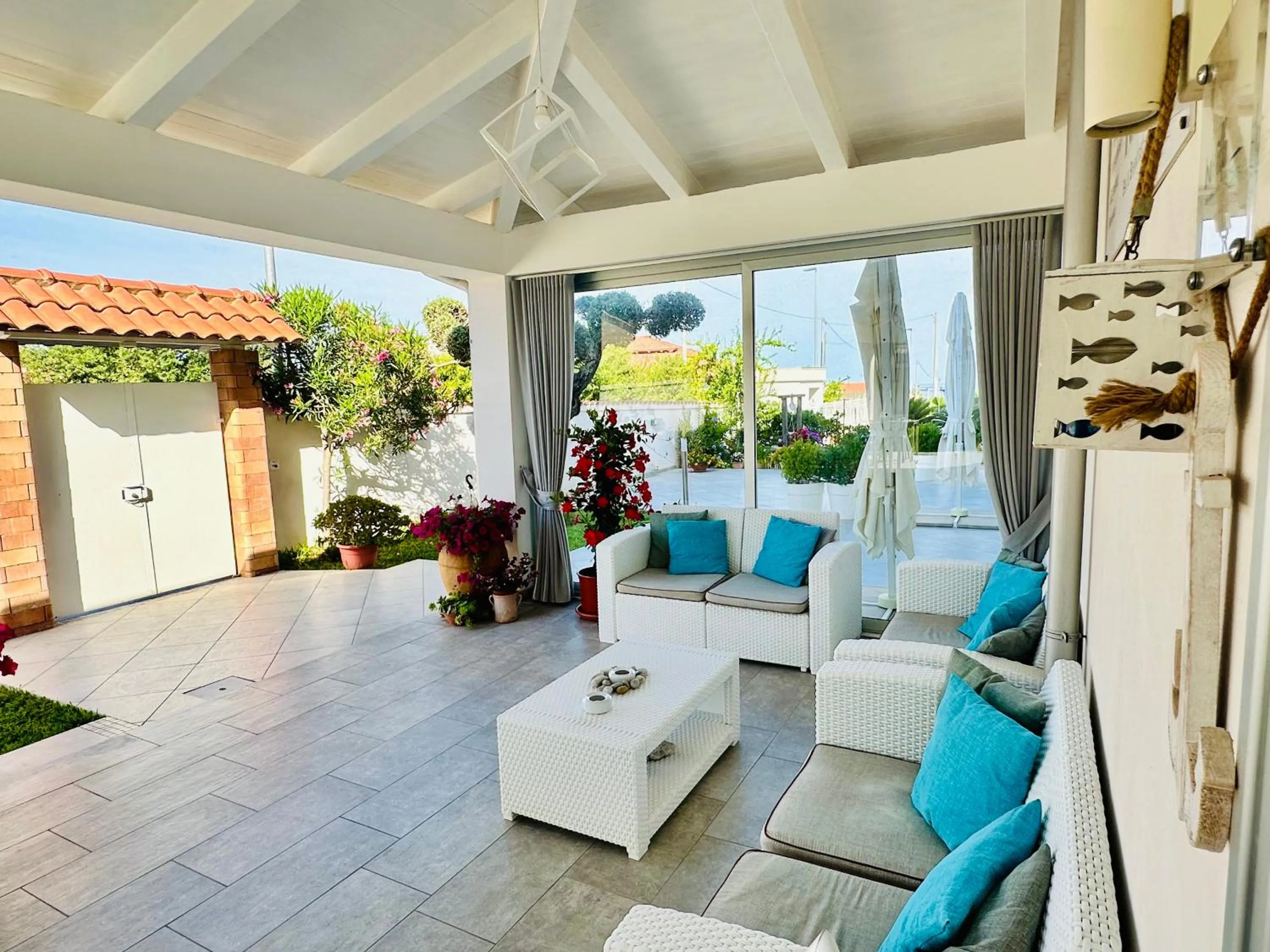 Patio in InVilla Bed&Breakfast - Quality Rooms