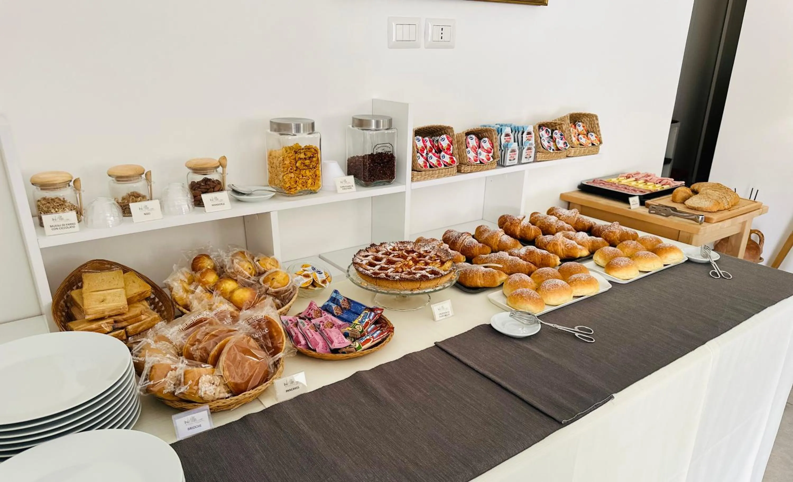 Breakfast in InVilla Bed&Breakfast - Quality Rooms