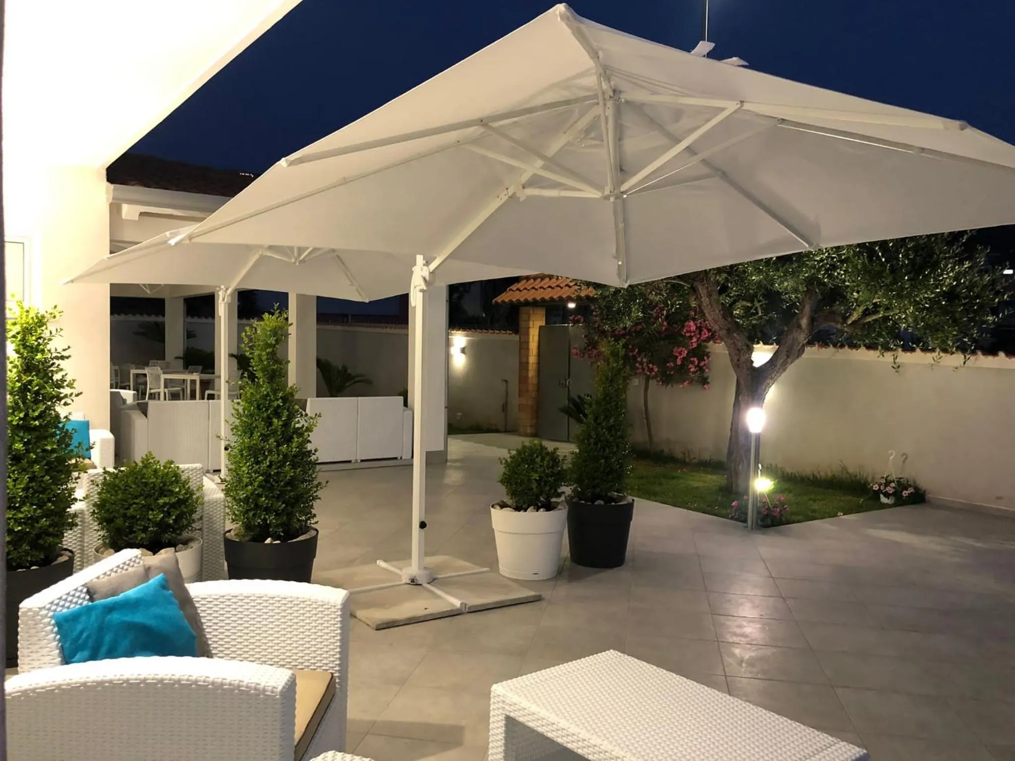 Property building in InVilla Bed&Breakfast - Quality Rooms