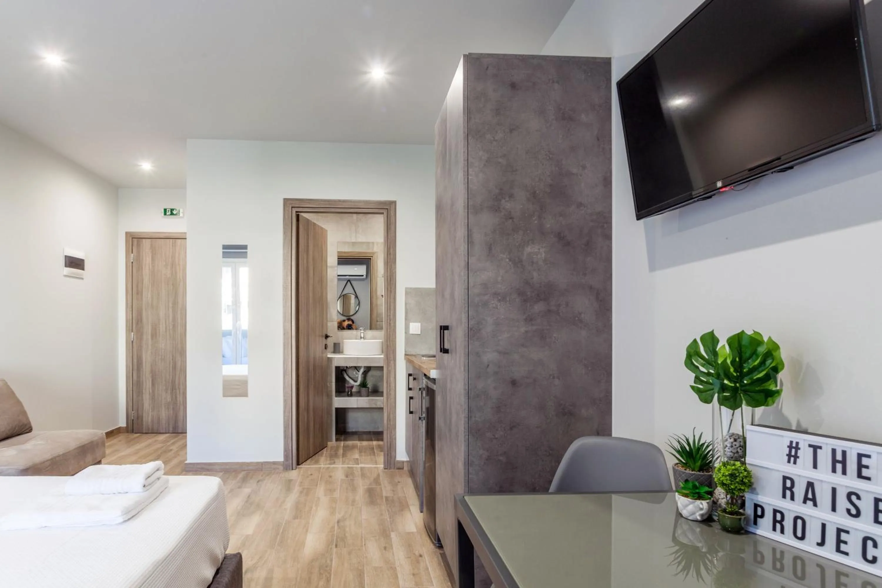 TV and multimedia, Bed in Raise Heraklion Boutique Apartments