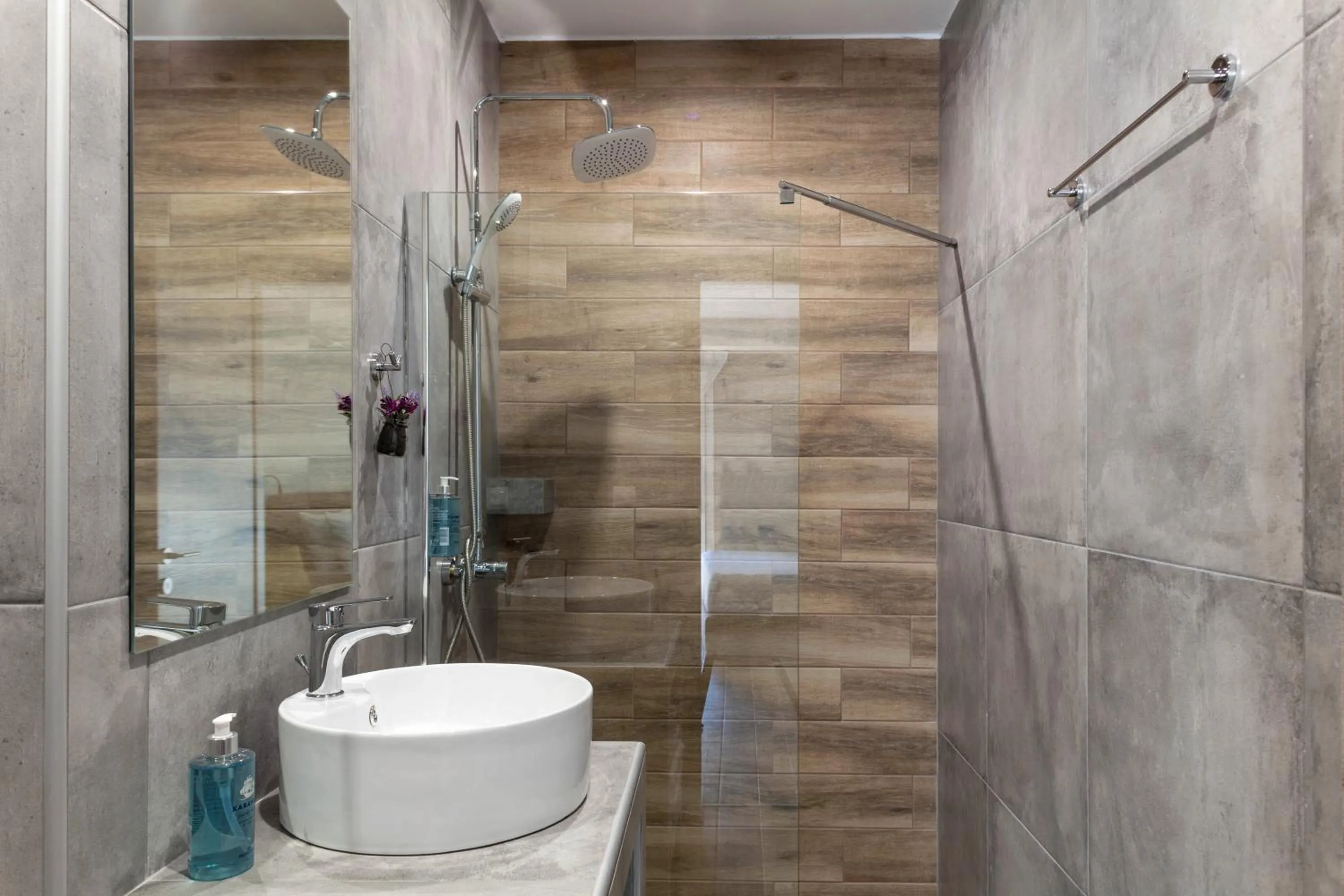 Bathroom in Raise Heraklion Boutique Apartments