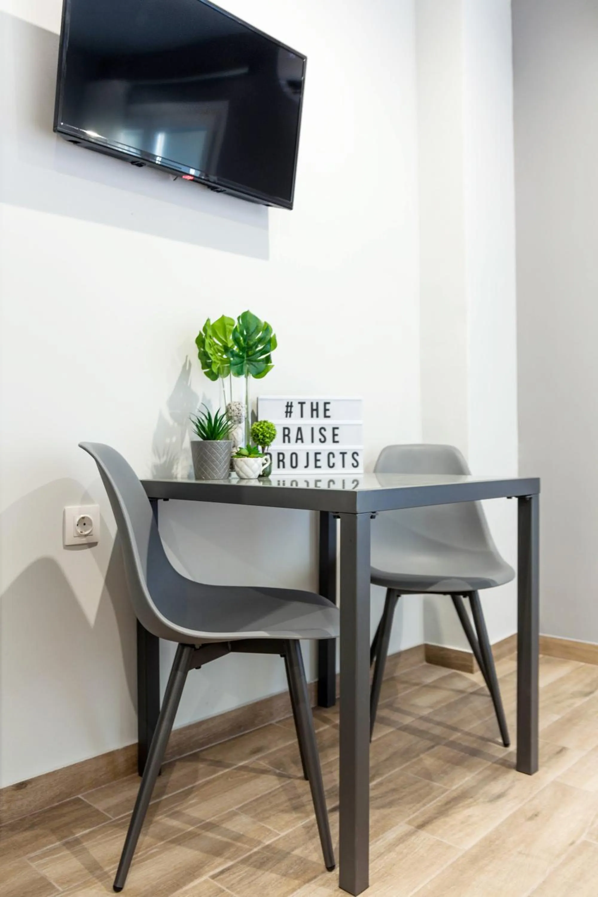 TV and multimedia in Raise Heraklion Boutique Apartments