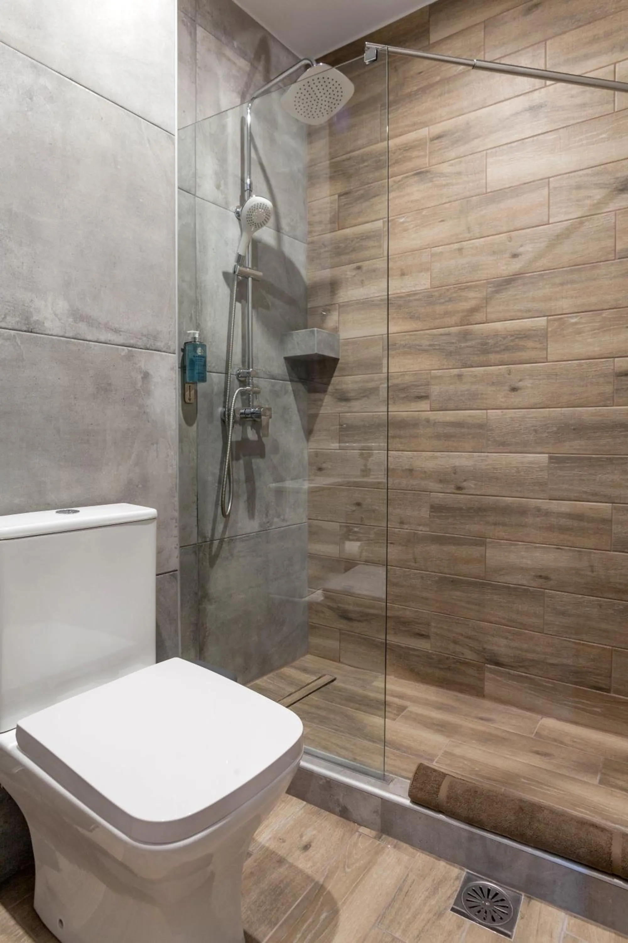 Bathroom in Raise Heraklion Boutique Apartments