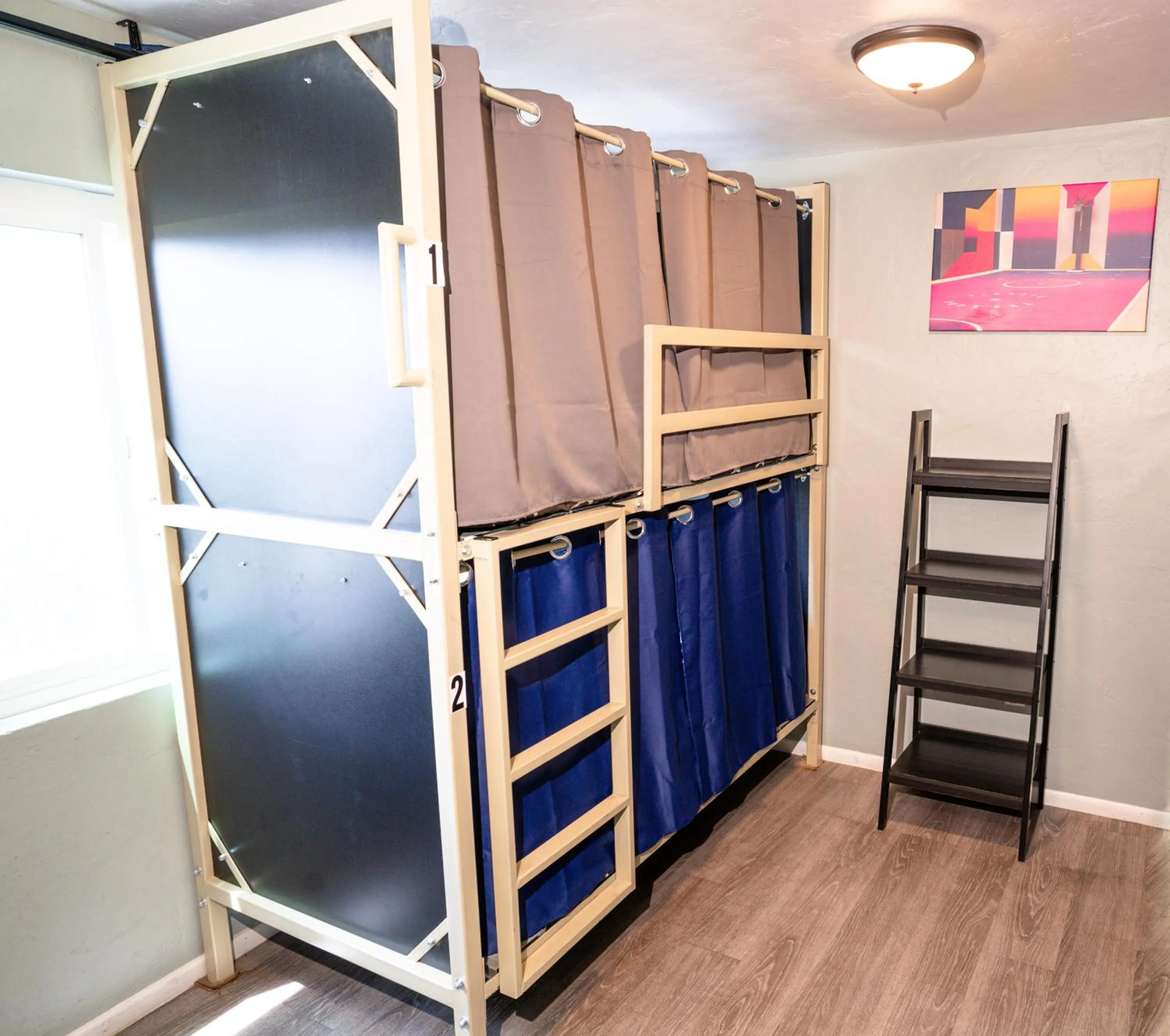 Bed in 4-Bed Mixed Dormitory Room in California Dreams Hostel - Ocean Beach