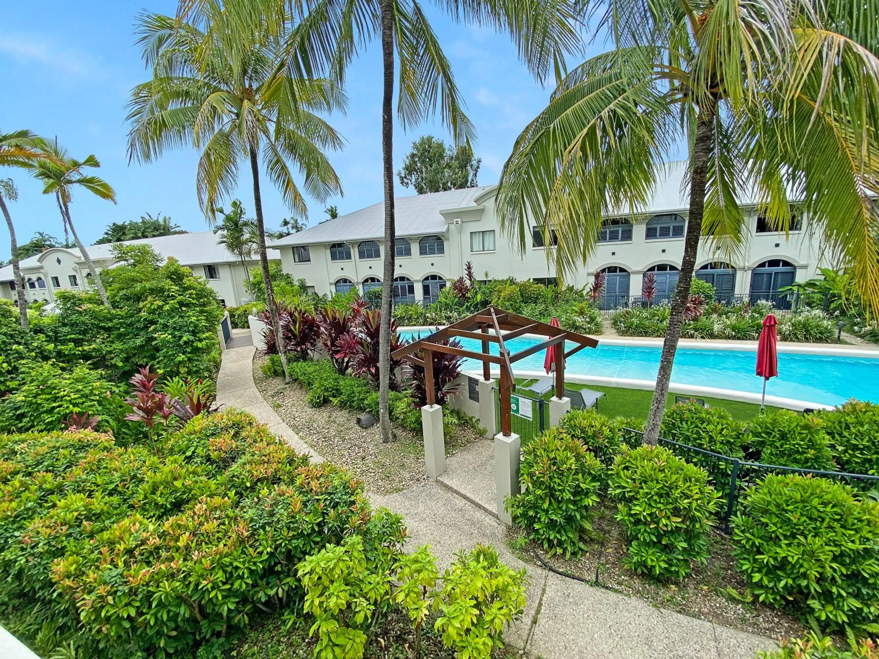 Privately Managed Apartments in Mango Resort Palm Cove