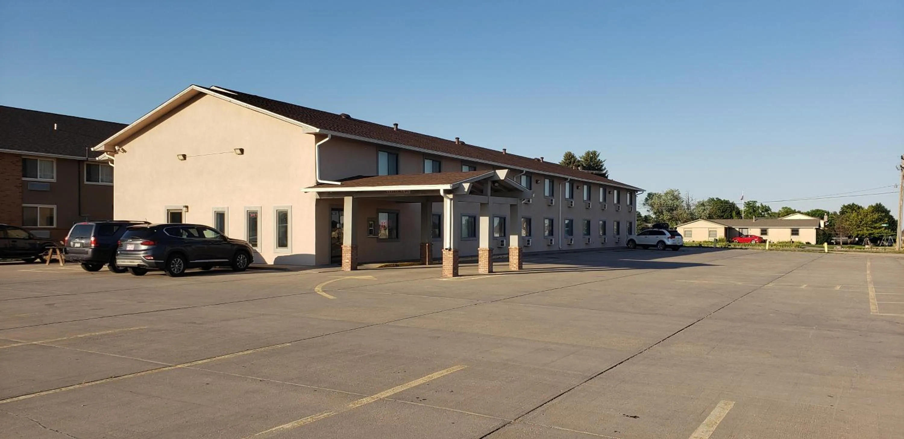 Property building in STAY INN Burlington