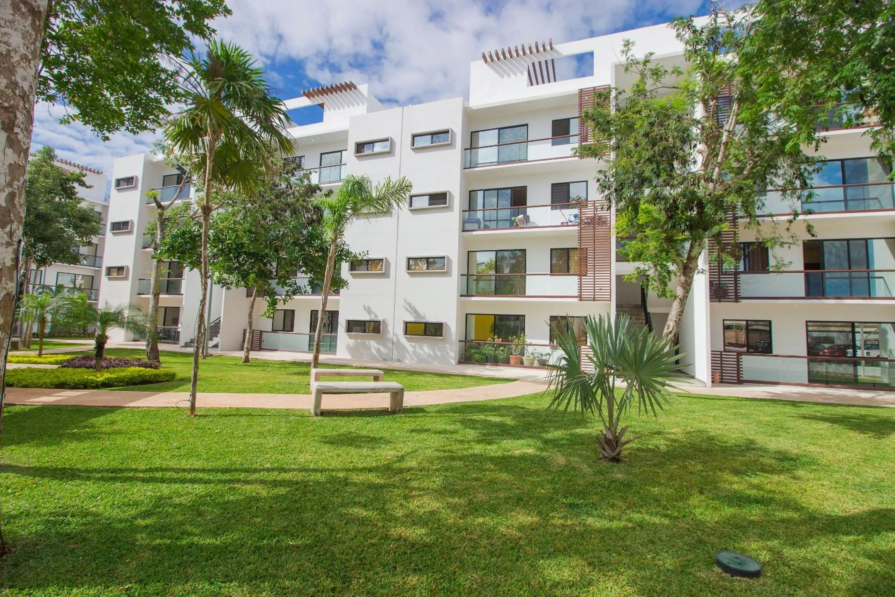 Property building in Breezy & Bright Full Apartment