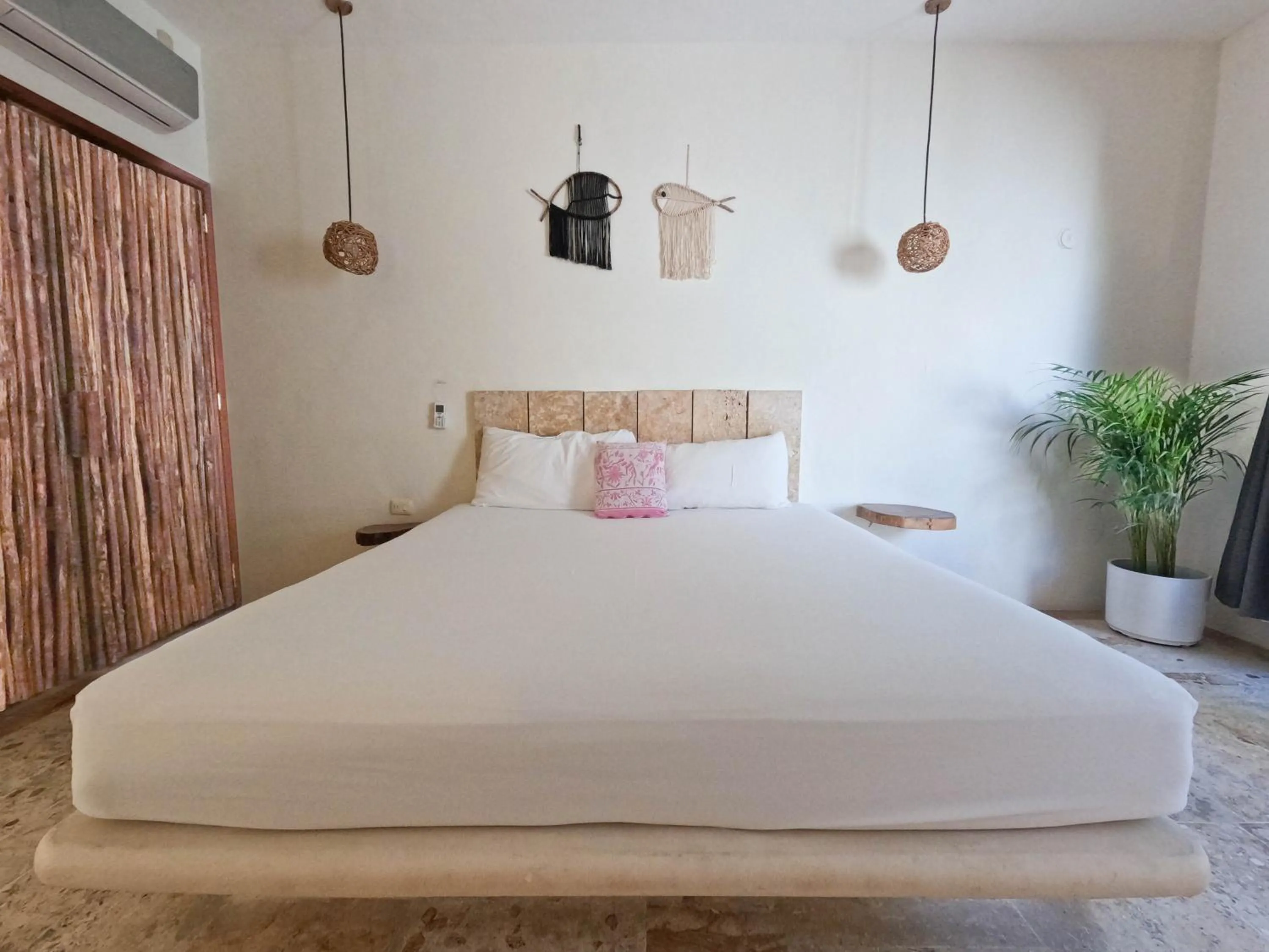 Bedroom, Bed in Tesoro Escondido