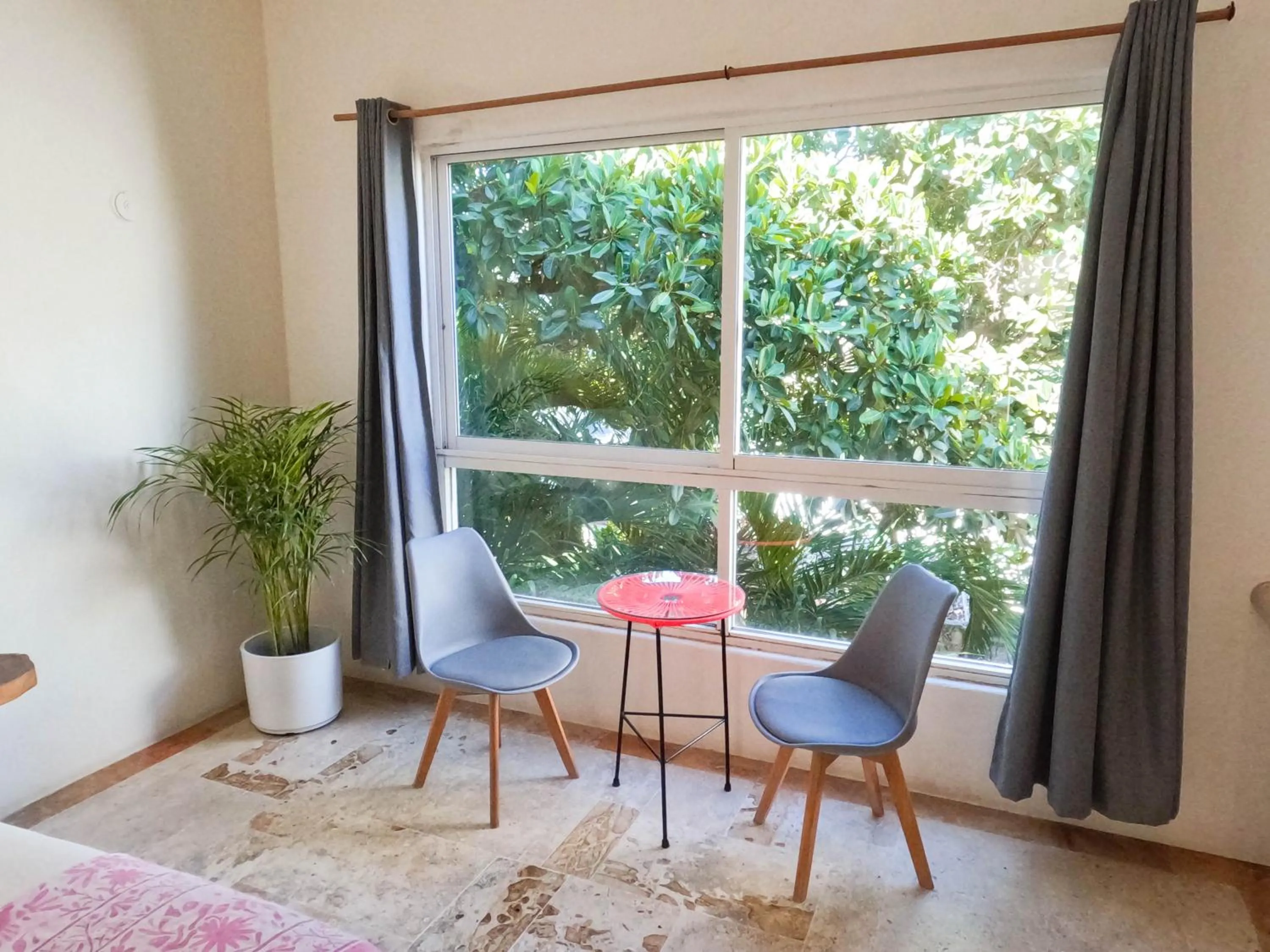 Seating area in Tesoro Escondido