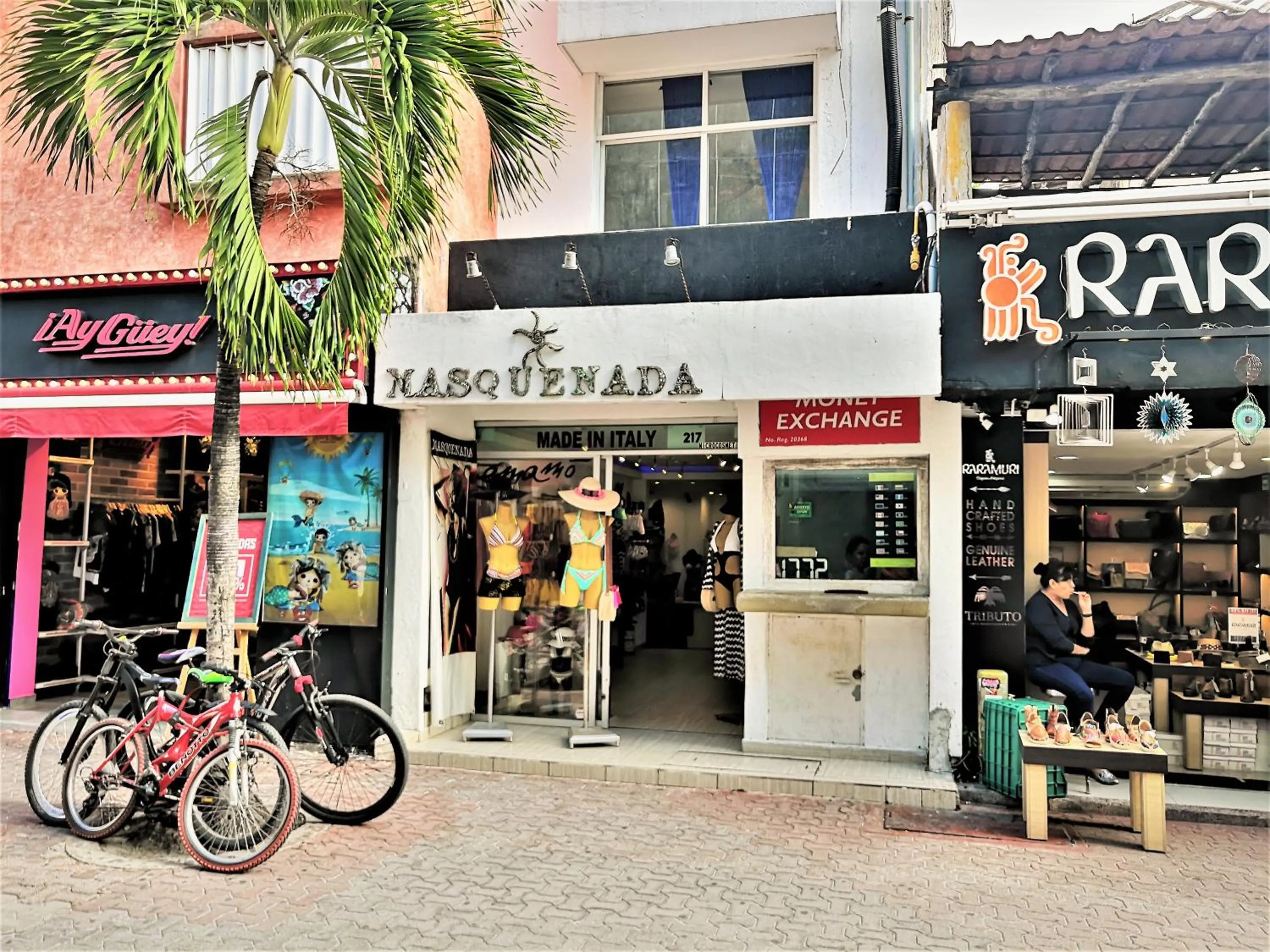 Facade/entrance in Tesoro Escondido