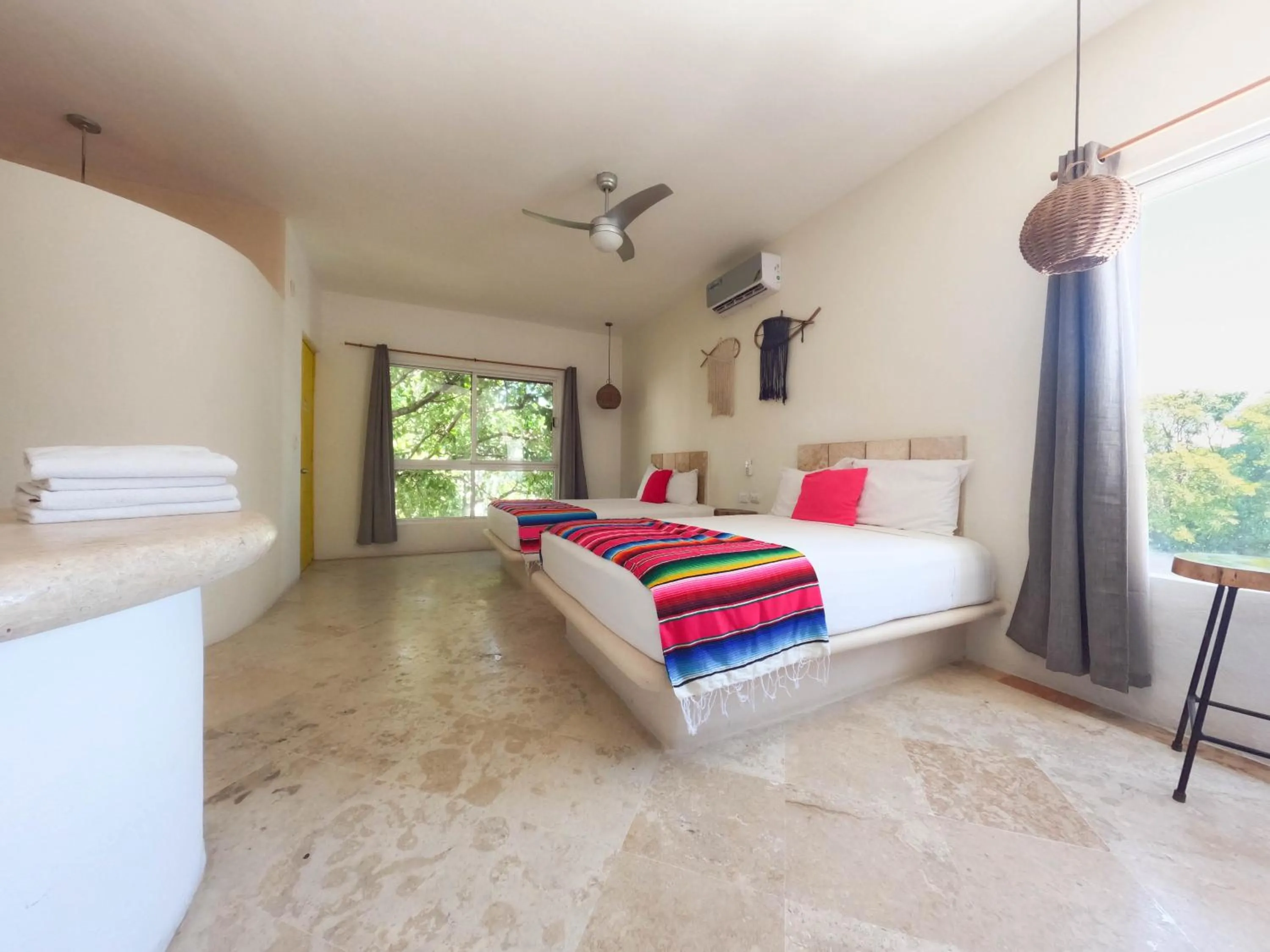 Bedroom, Bed in Tesoro Escondido