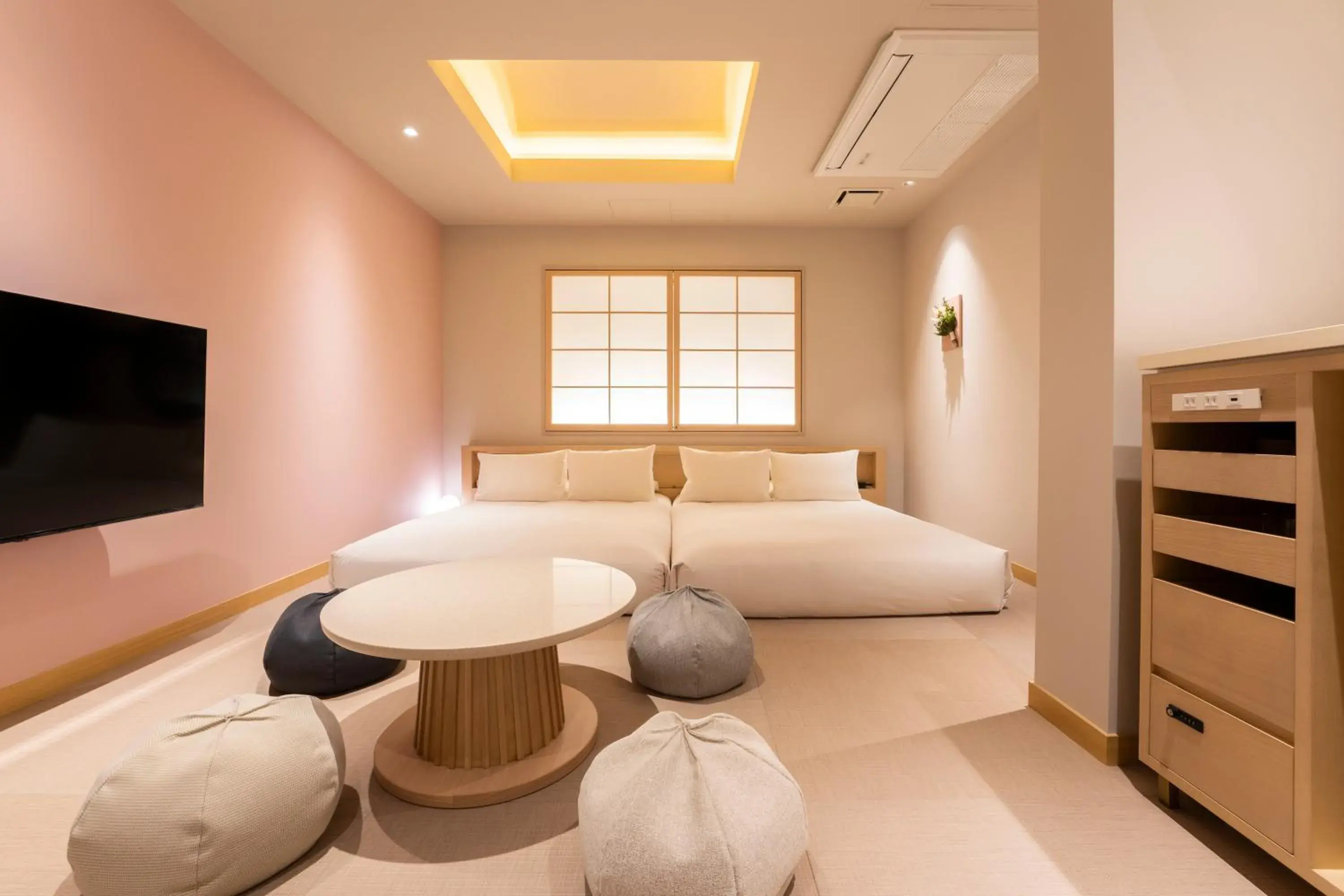 Bed in hotel hisoca ikebukuro Bed in hotel hisoca ikebukuro