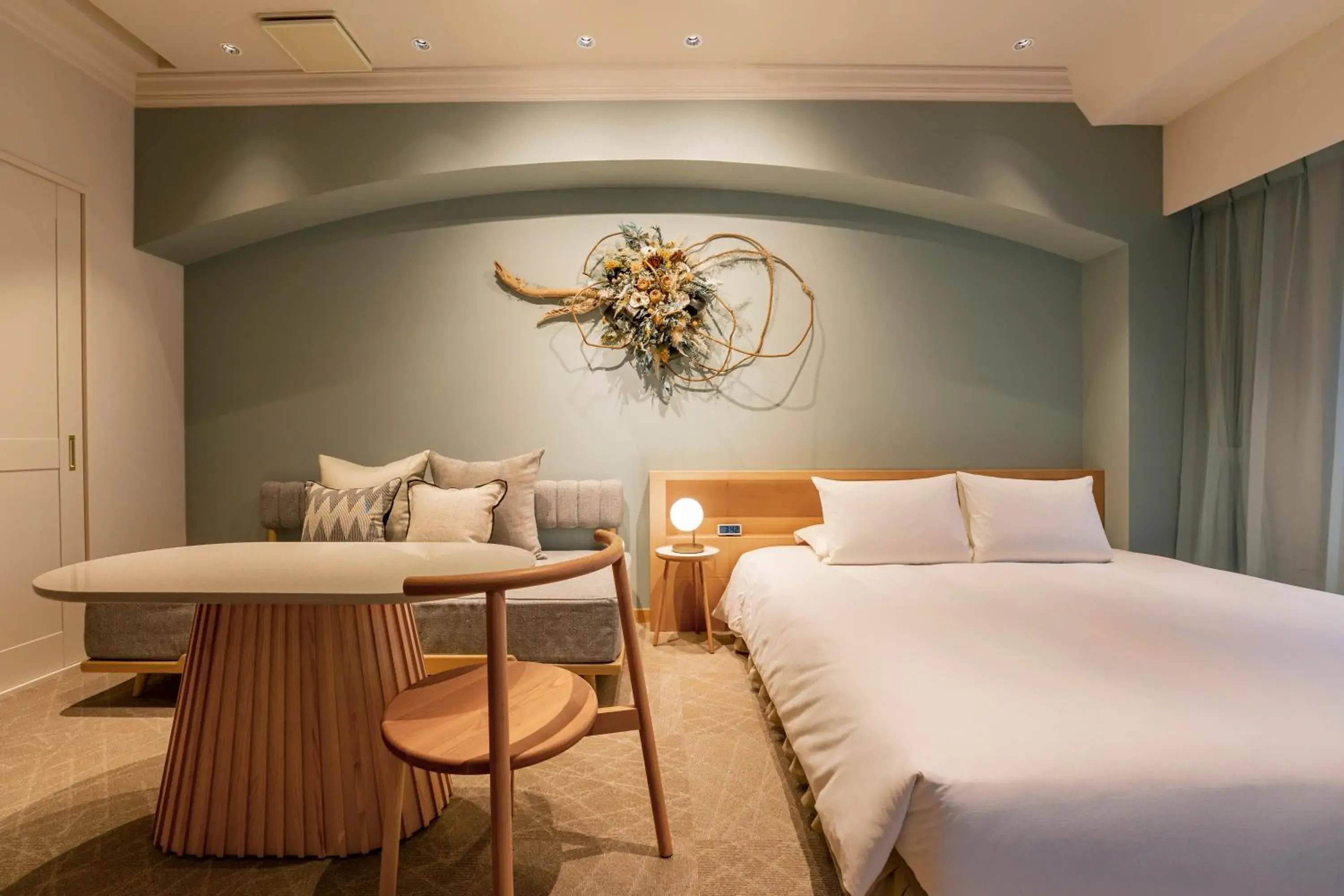 Bed in hotel hisoca ikebukuro Bed in hotel hisoca ikebukuro