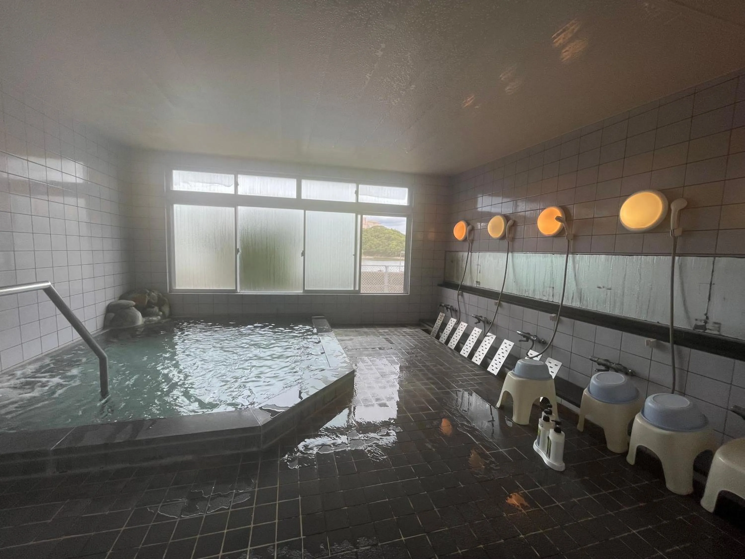Hot Spring Bath in Marina Hotel Kaikuu