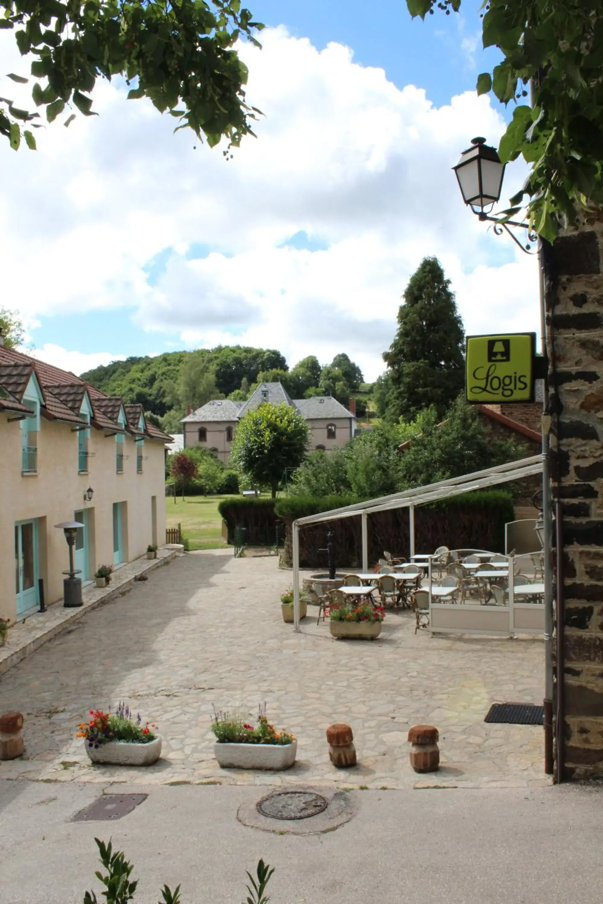 Logis Hôtel Auberge de l'Allagnonette Logis Hôtel Auberge de l'Allagnonette