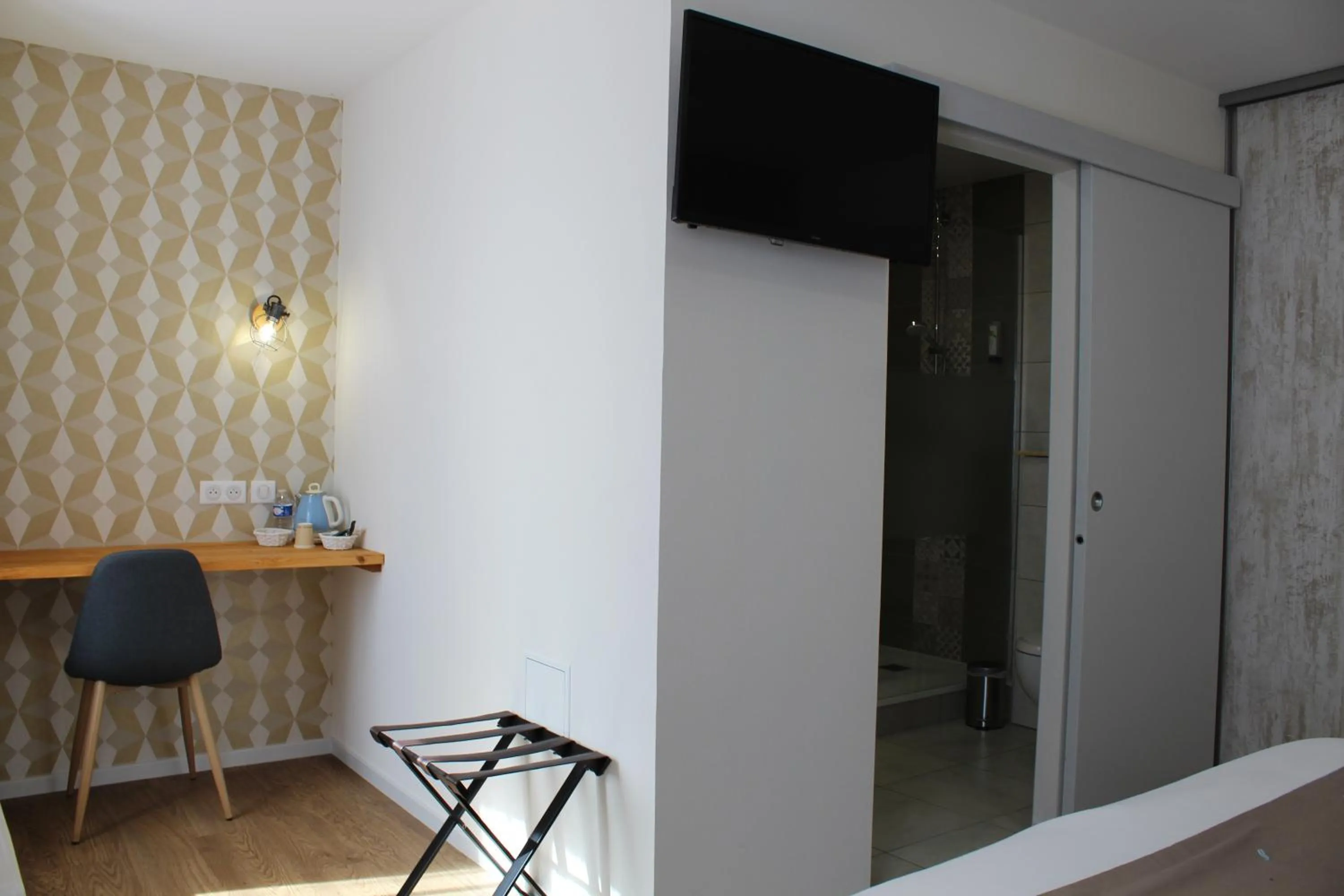 Logis Hôtel Auberge de l'Allagnonette