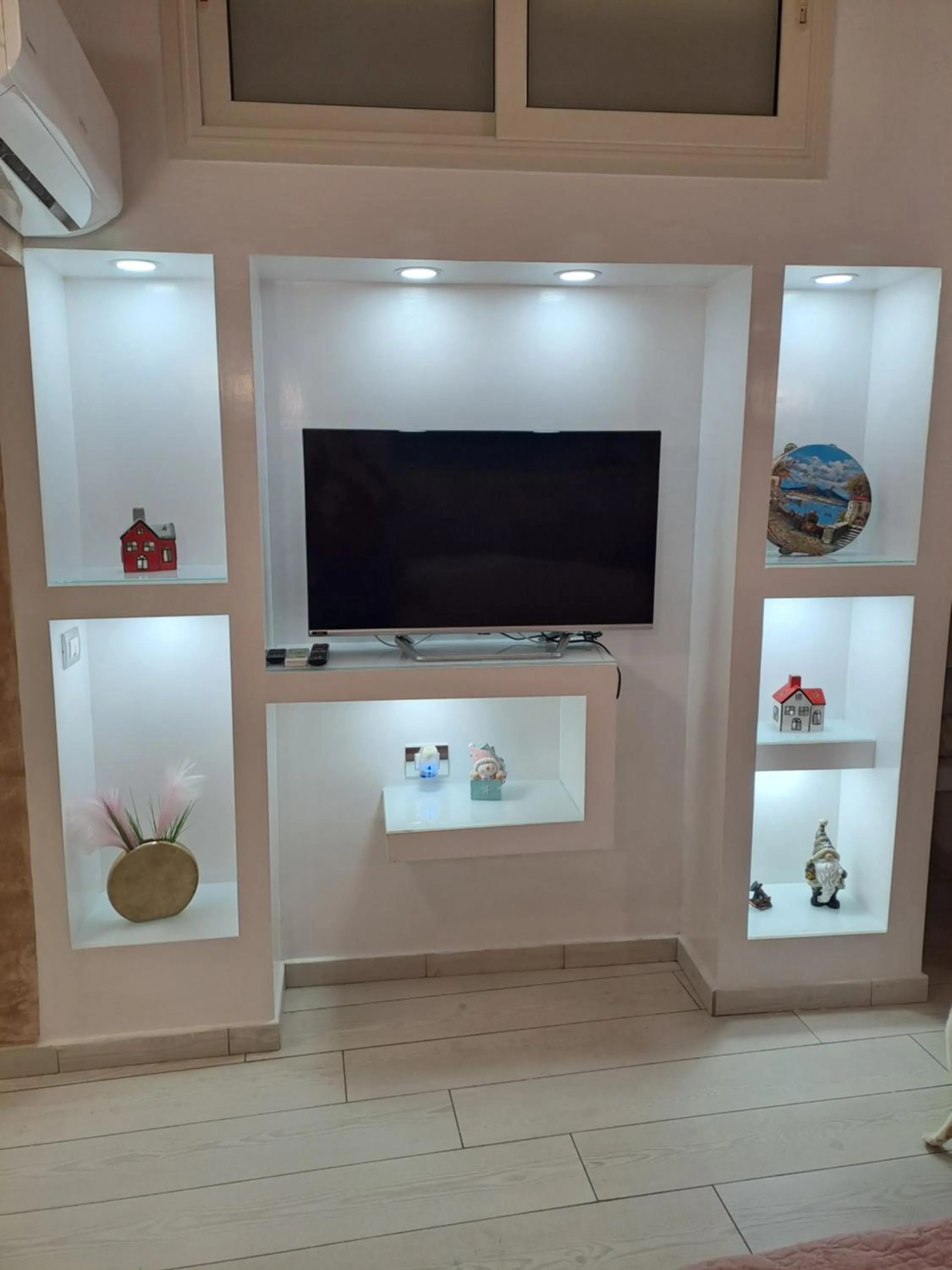 TV and multimedia in Al numero 1