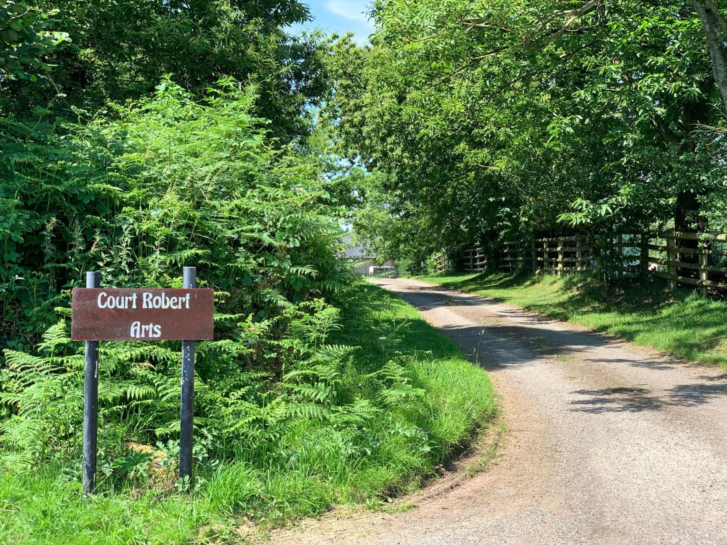 Property logo or sign in Art House B & B