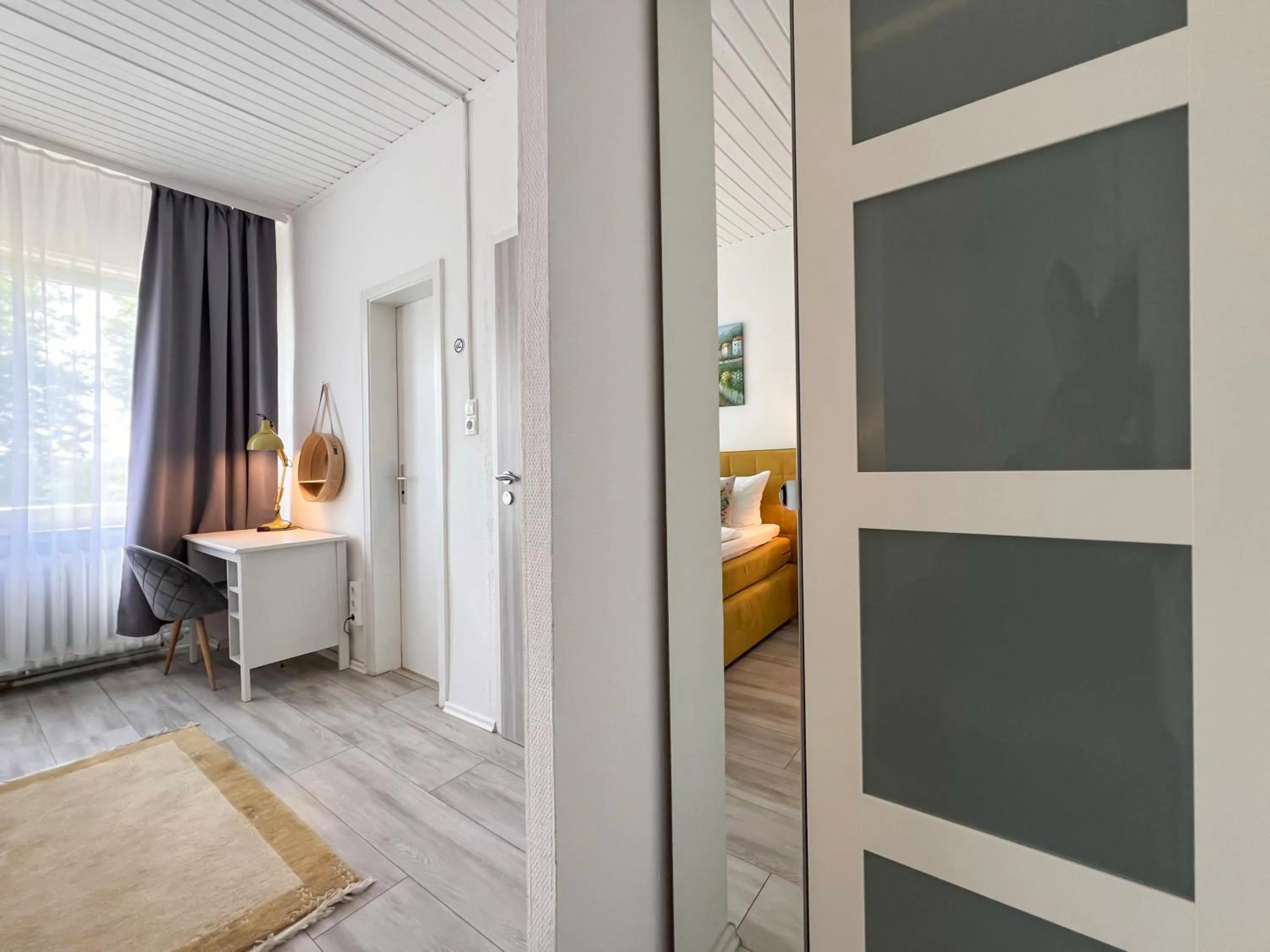 Photo of the whole room, Bed in Weserstern