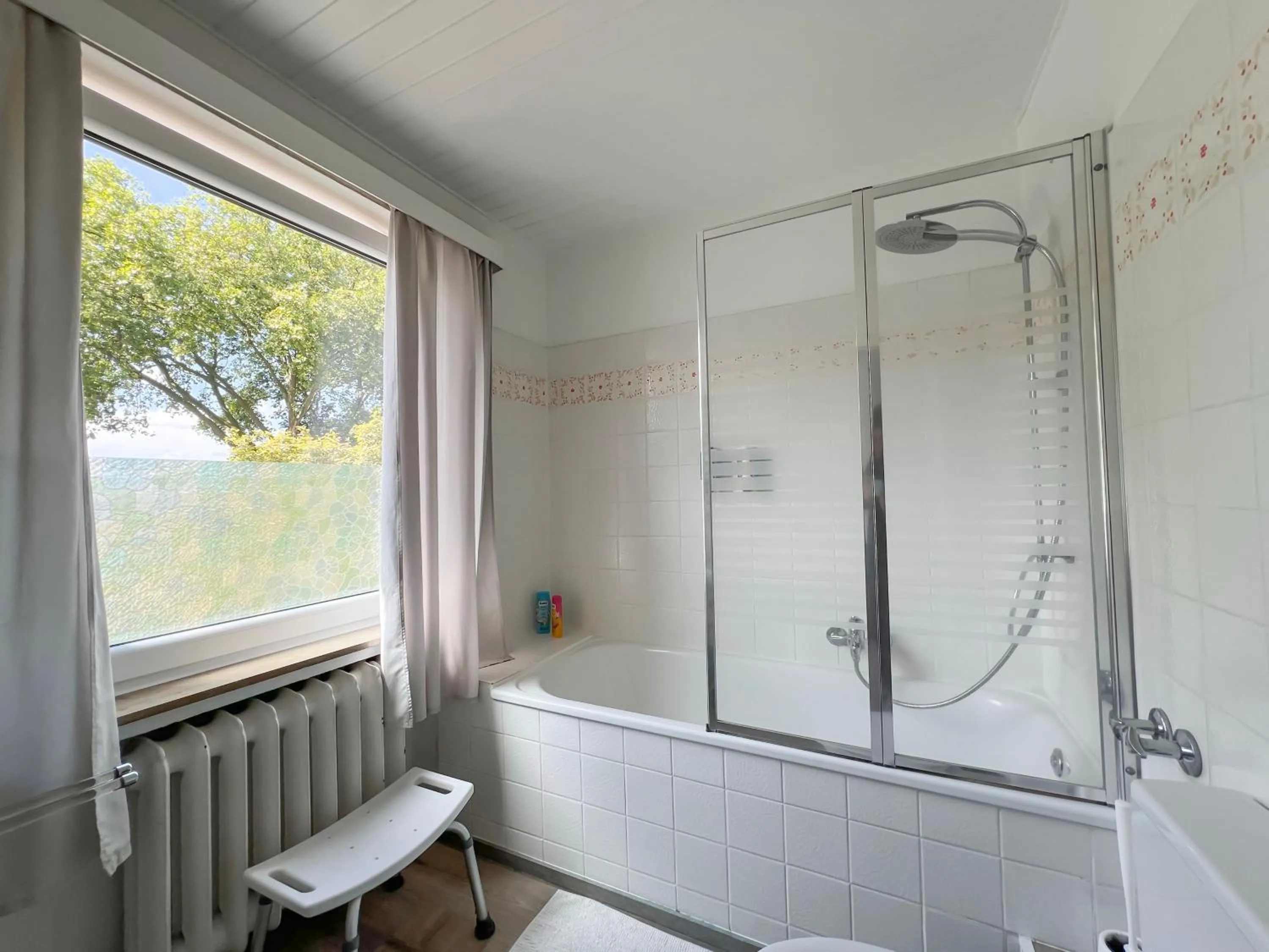 Shower in Weserstern