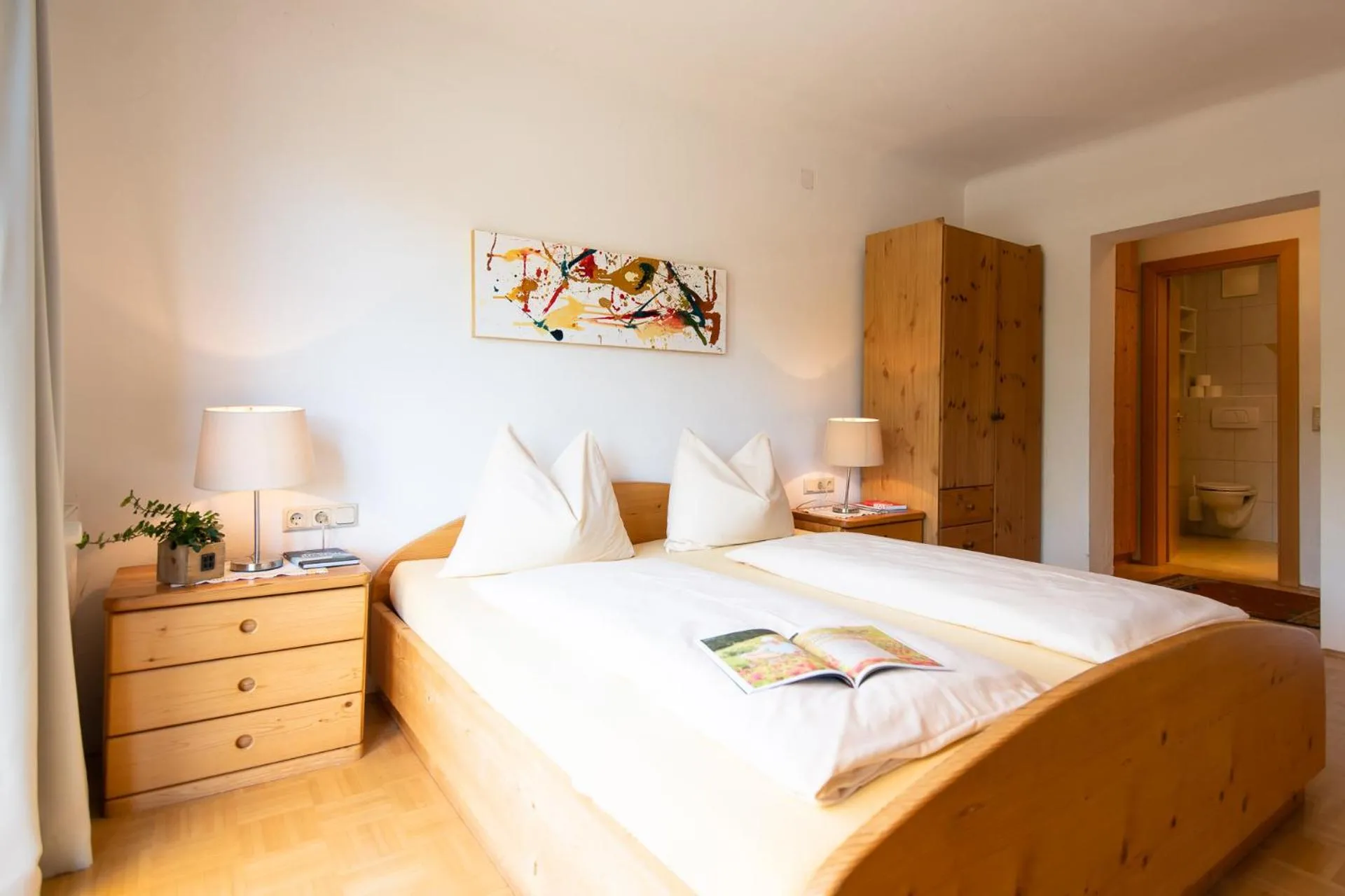 Photo of the whole room, Bed in Pesentheinerhof