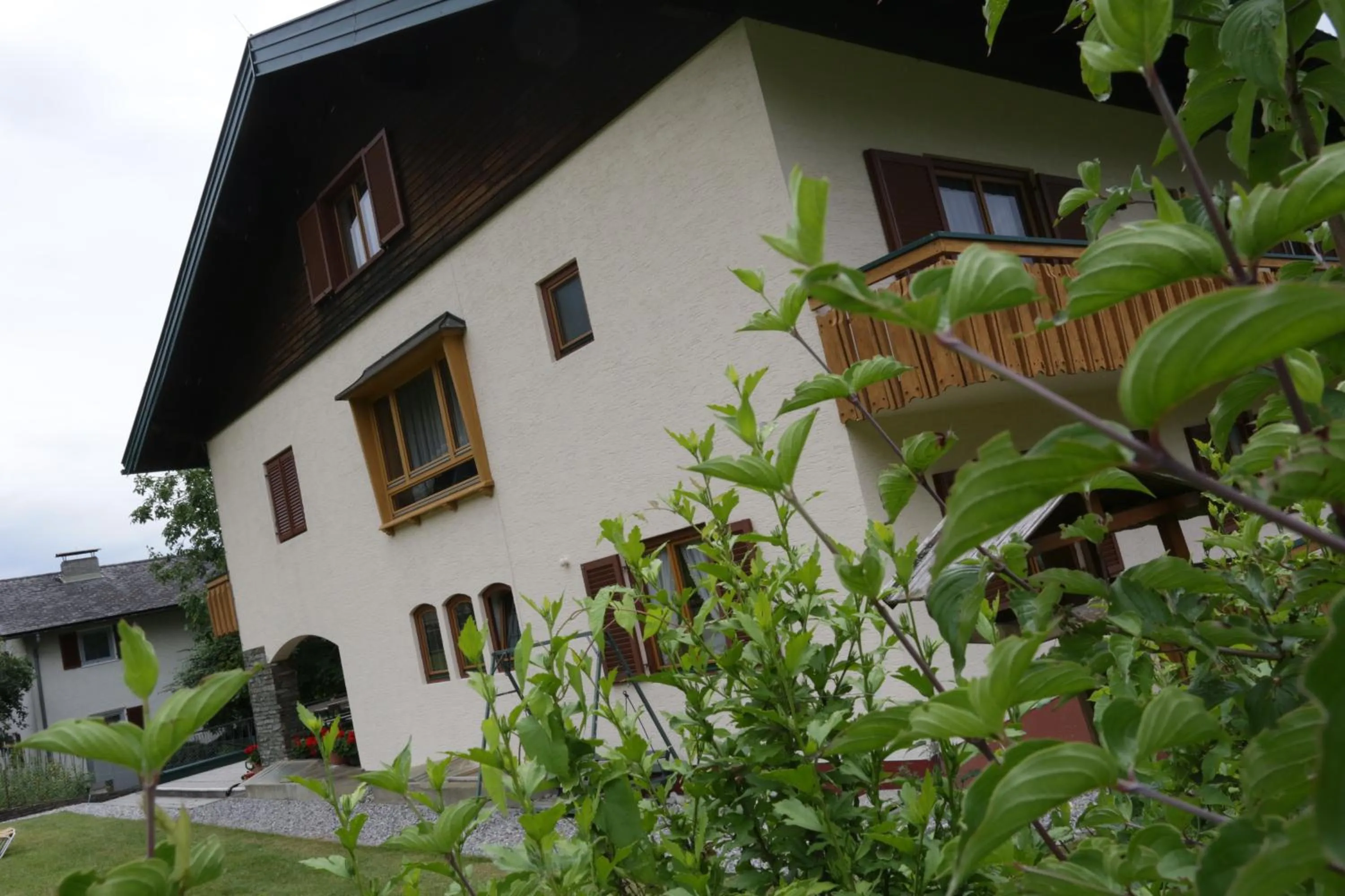 Property building in Pesentheinerhof