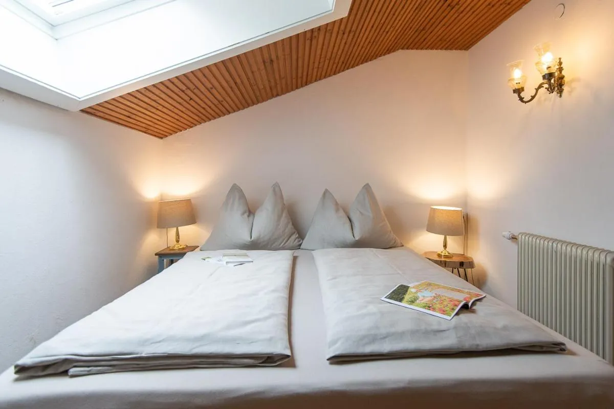 Bedroom, Bed in Pesentheinerhof