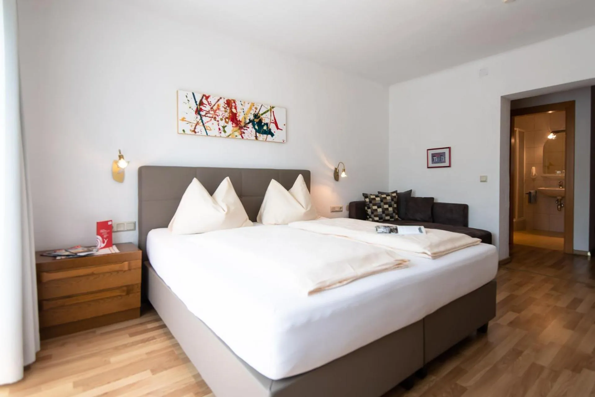 Photo of the whole room, Bed in Pesentheinerhof
