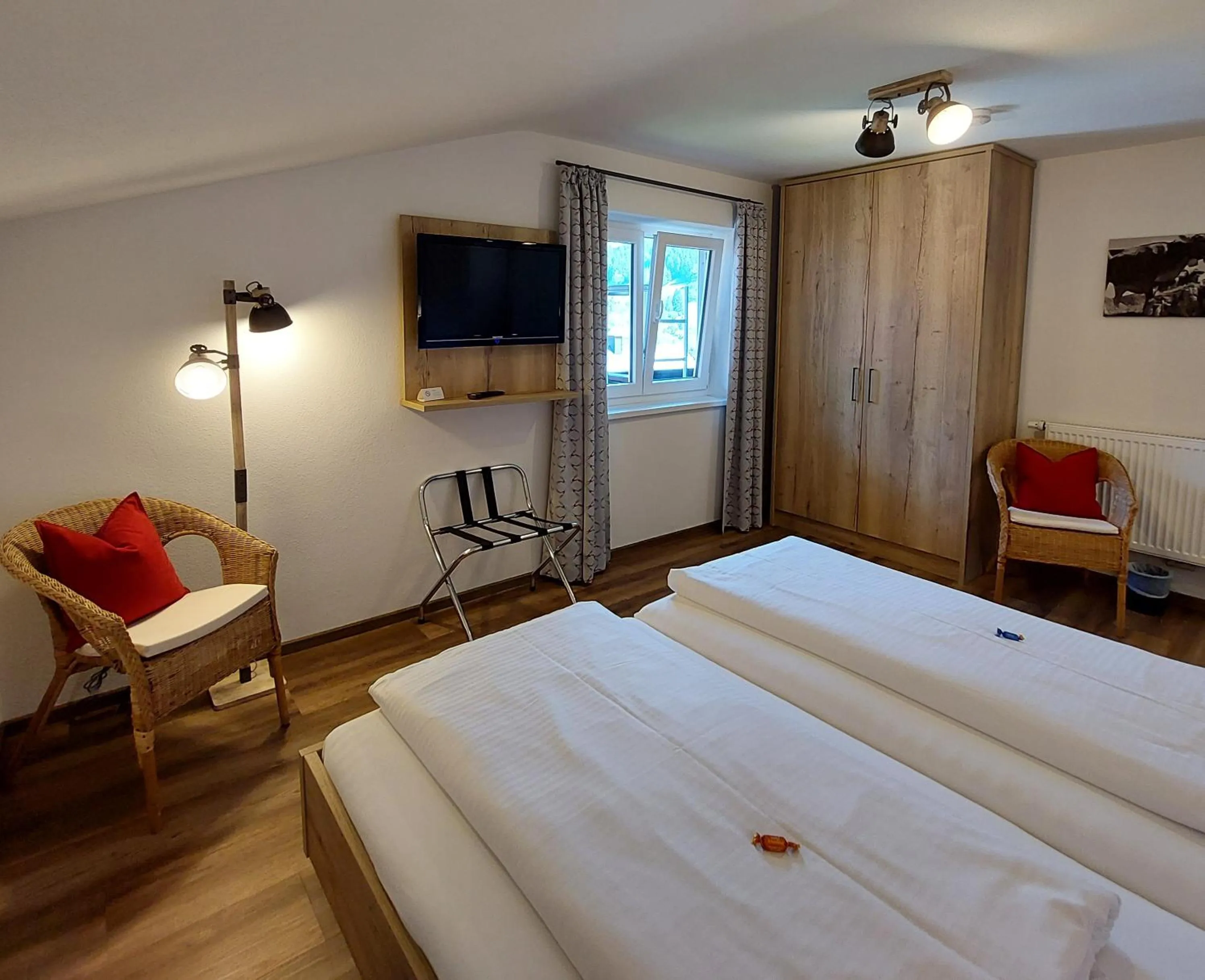 Photo of the whole room, Bed in Hotel Garni Malerwinkl