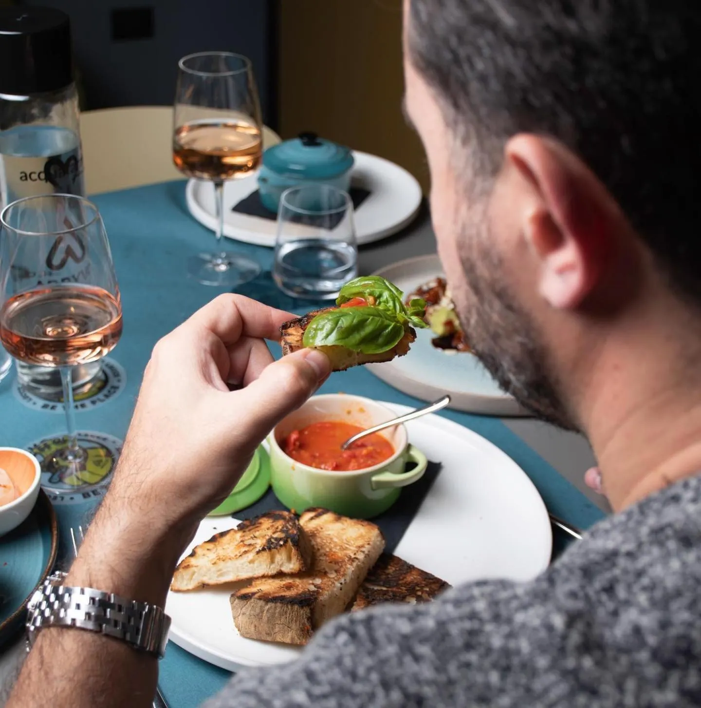 Food and drinks in Arryvo Hotel