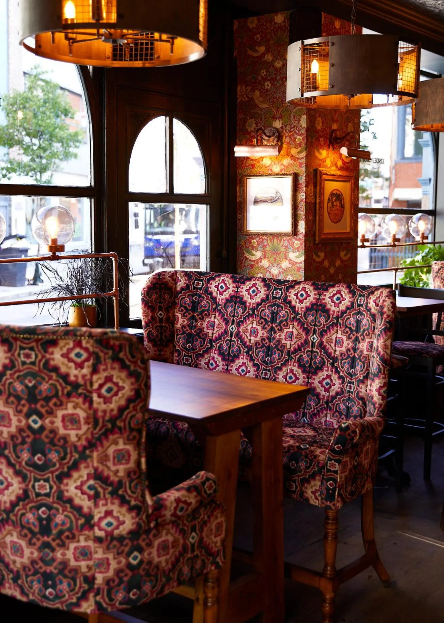 Lounge or bar in The Kings Arms Pub & Boutique Rooms