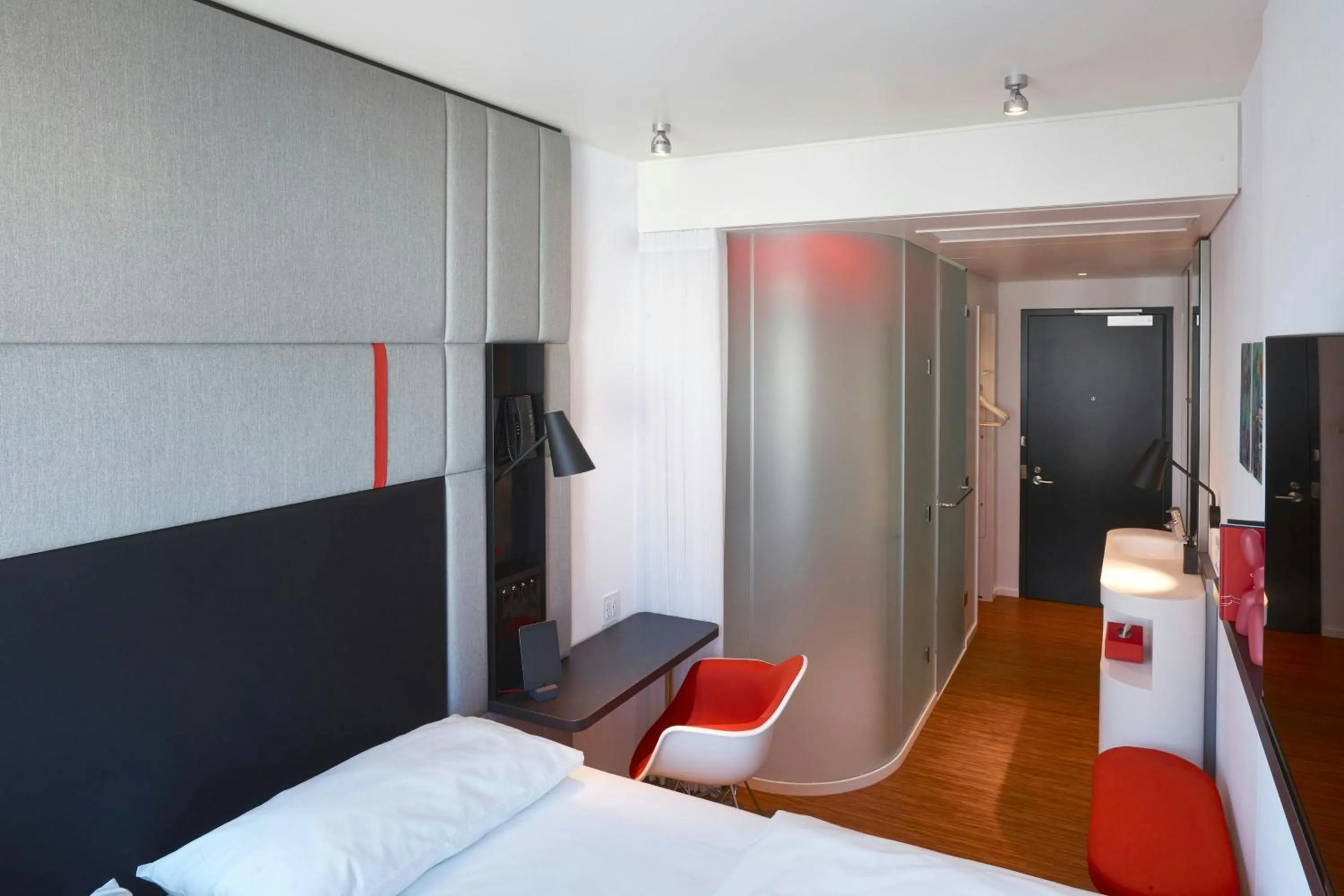 Bedroom, Bed in citizenM San Francisco Union Square