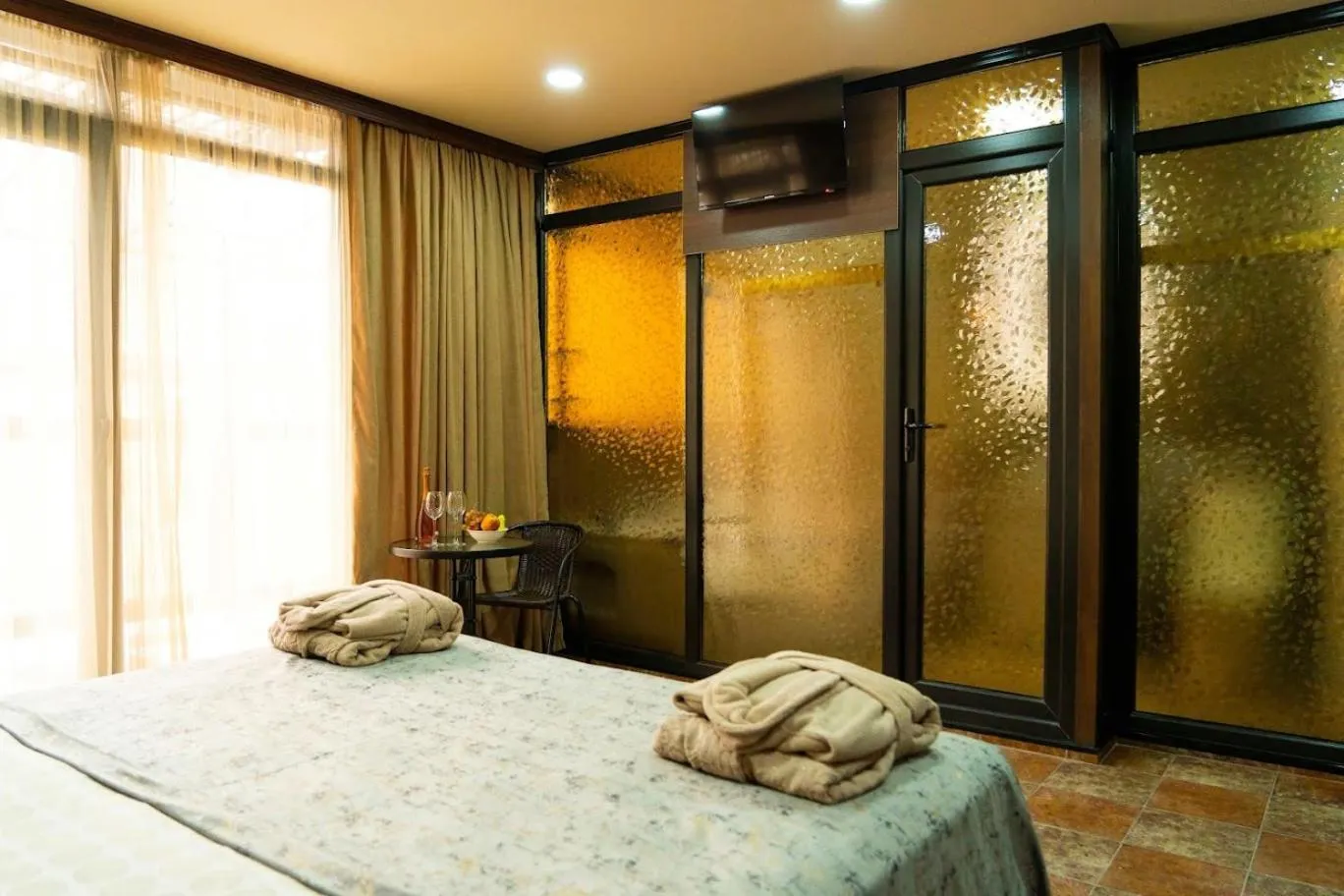 TV and multimedia, Bed in Batumi West Hotel