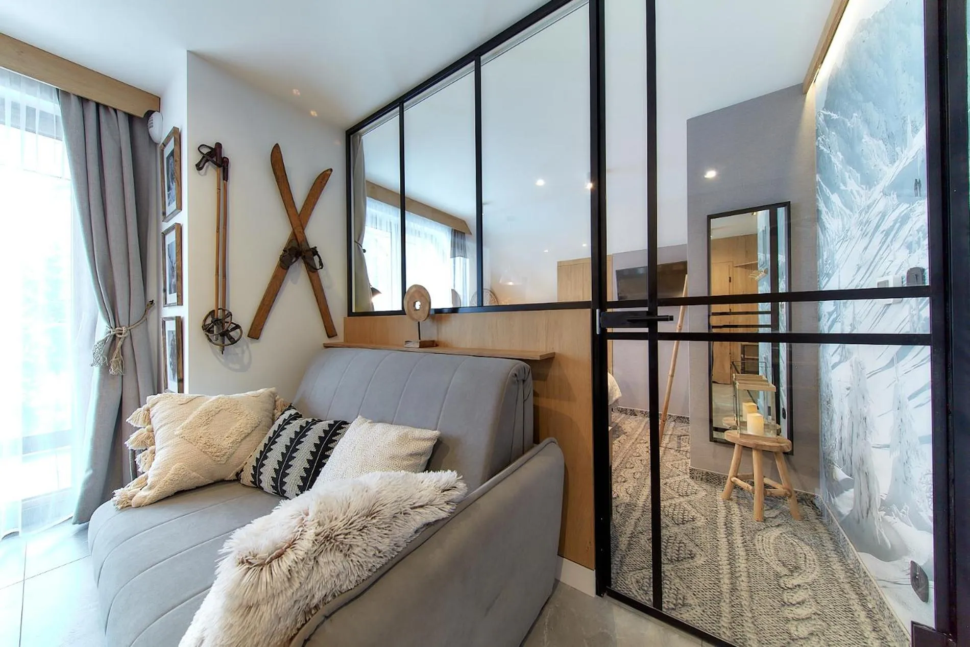 Living room, Bed in Tatra Square Apartments