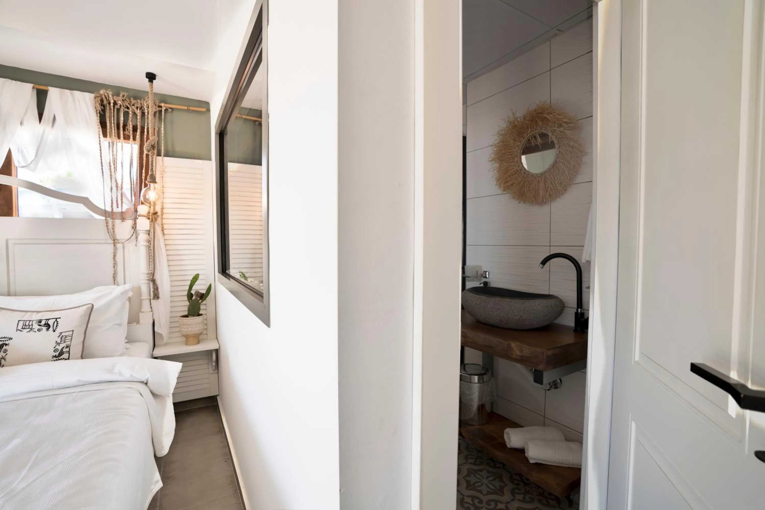 Bathroom, Bed in Liman Hotel Gümüslük - Adult Only