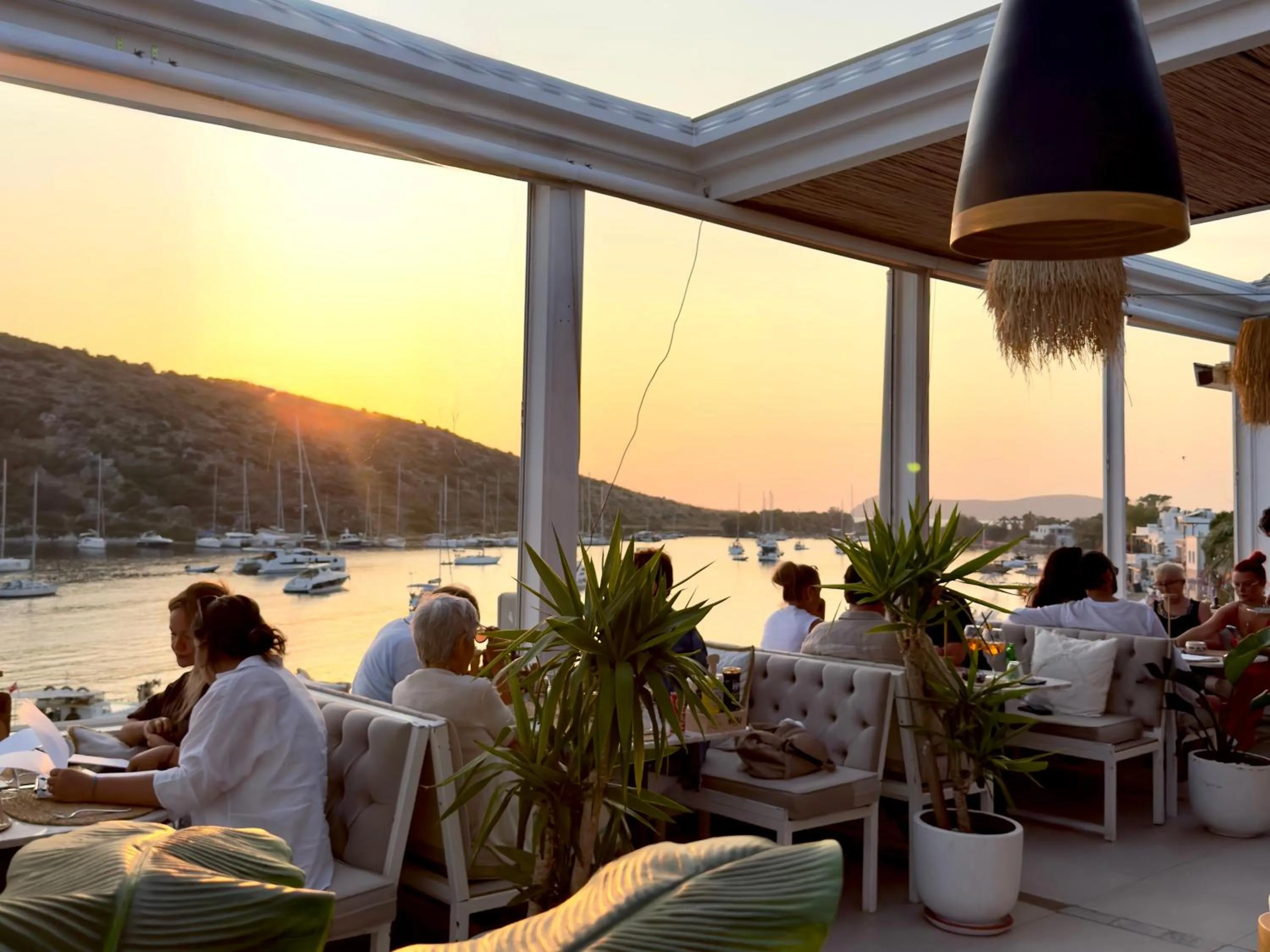 Restaurant/places to eat in Liman Hotel Gümüslük - Adult Only