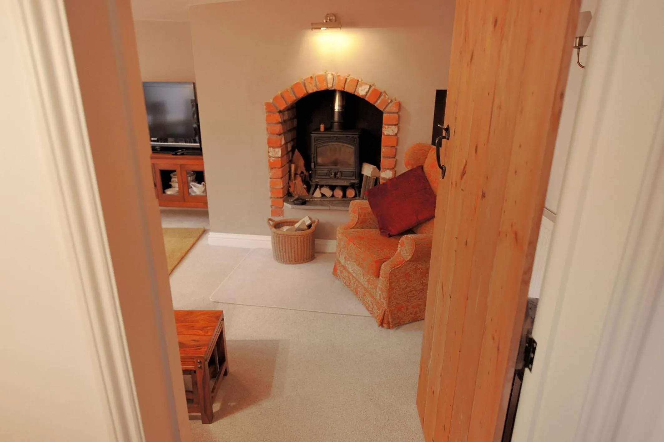 Property building in Tudor Cottage