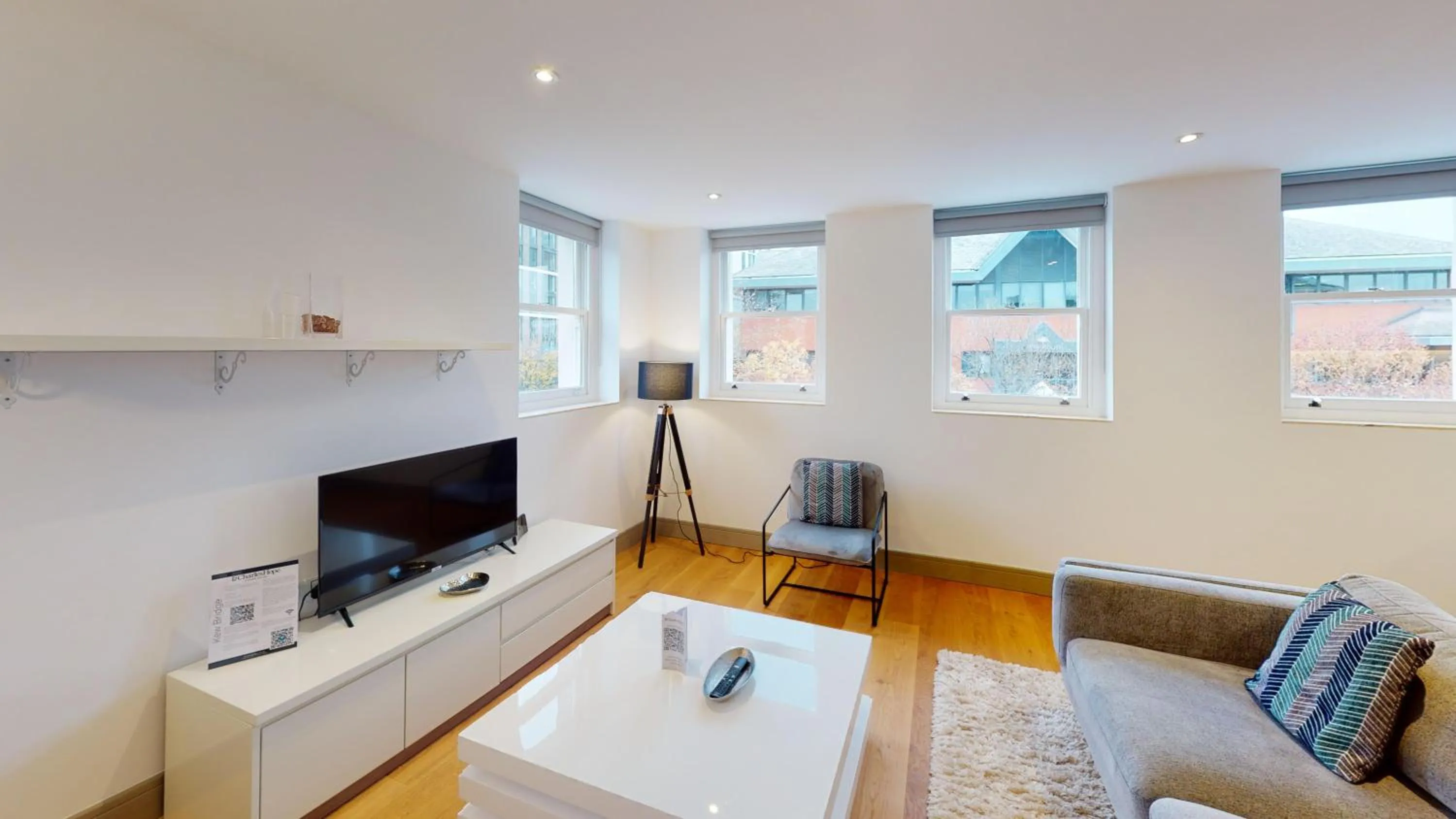 Living room in Charles Hope London Kew Bridge