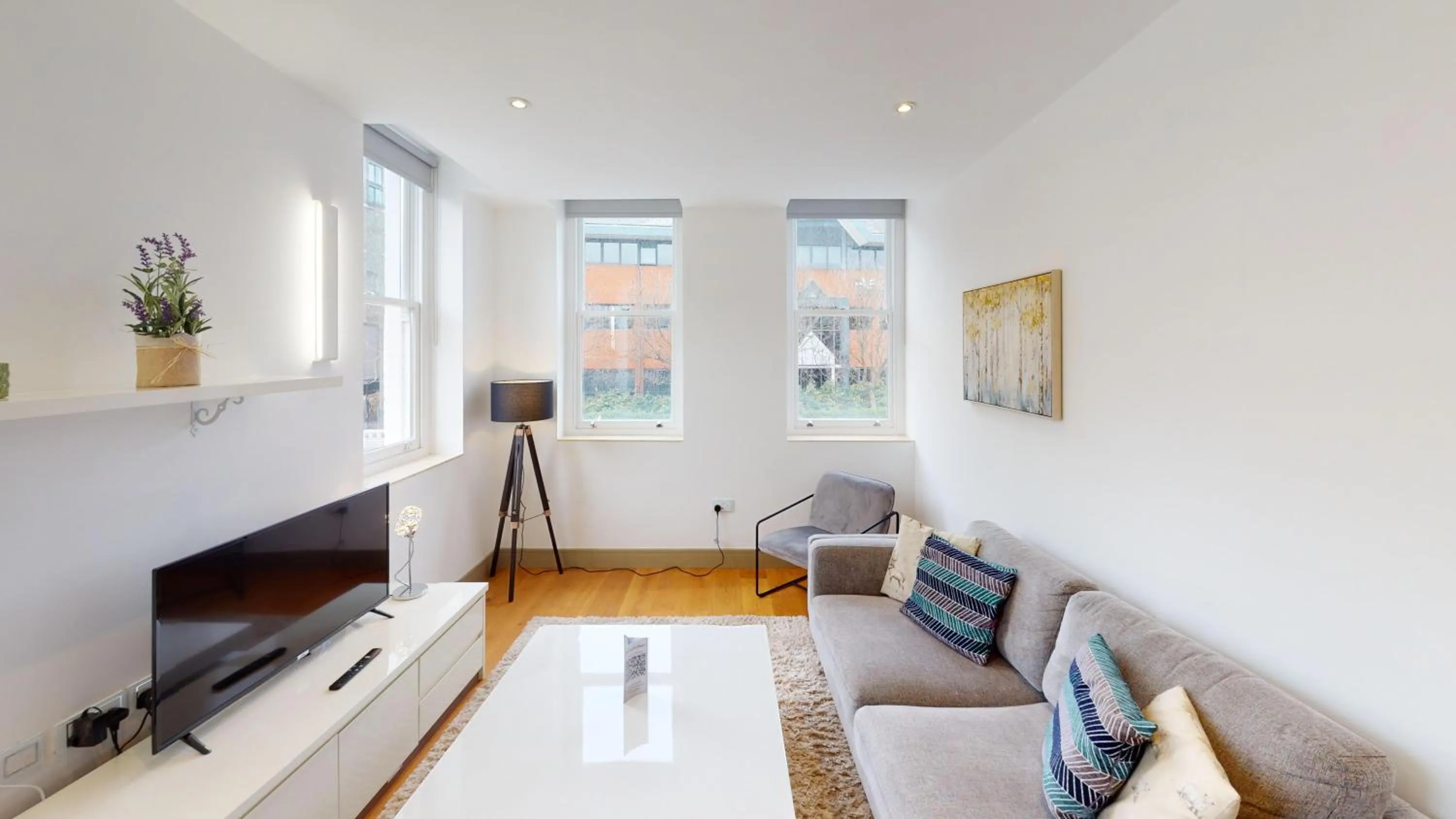 Living room in Charles Hope London Kew Bridge