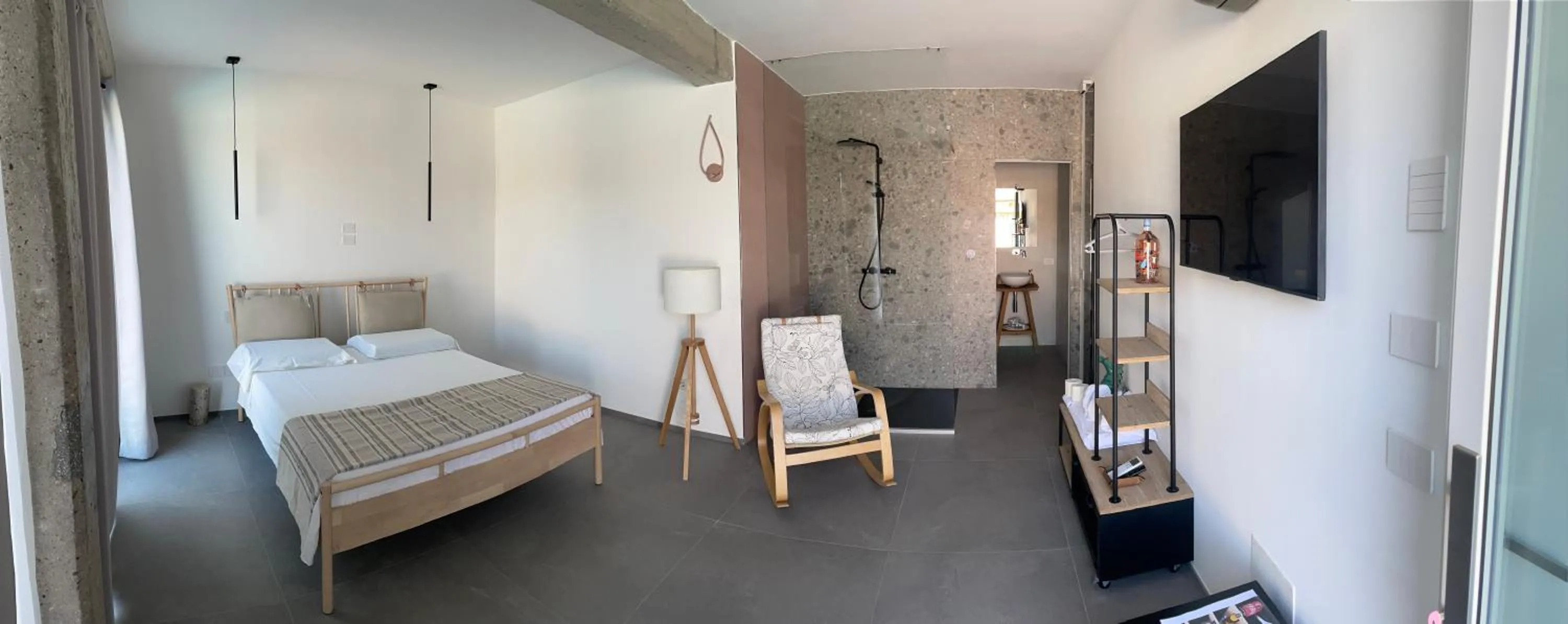 Bed in Tropicana Suite - Adults Only