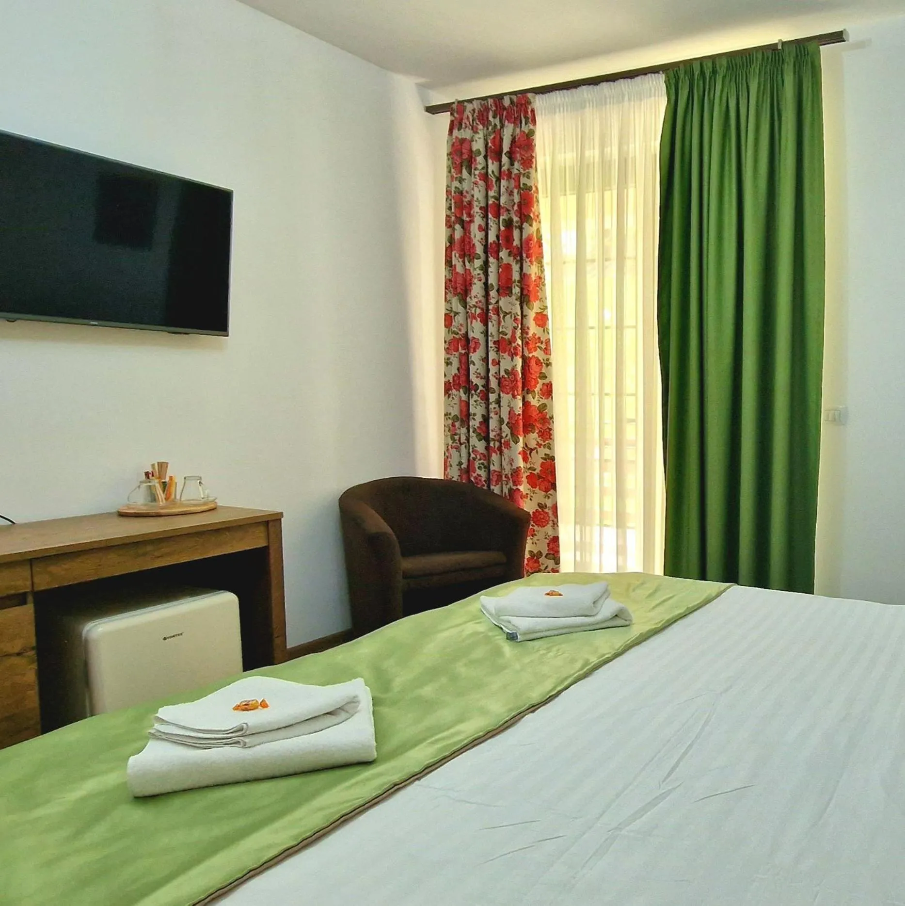 Bedroom, Bed in Provence Suceava