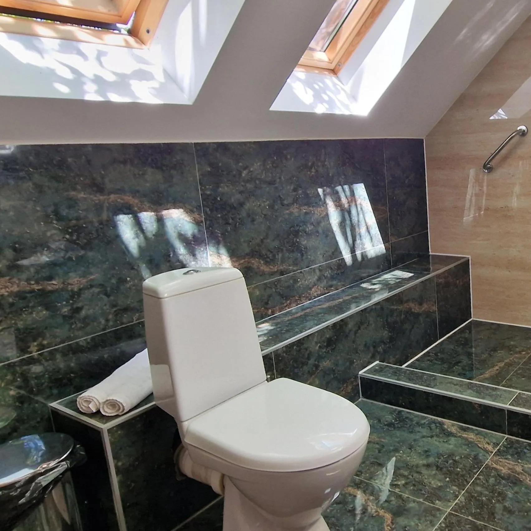 Bathroom in Provence Suceava