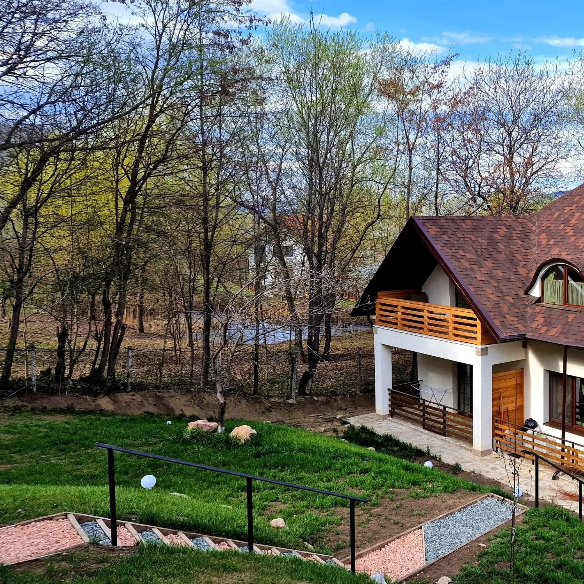 Property building in Provence Suceava
