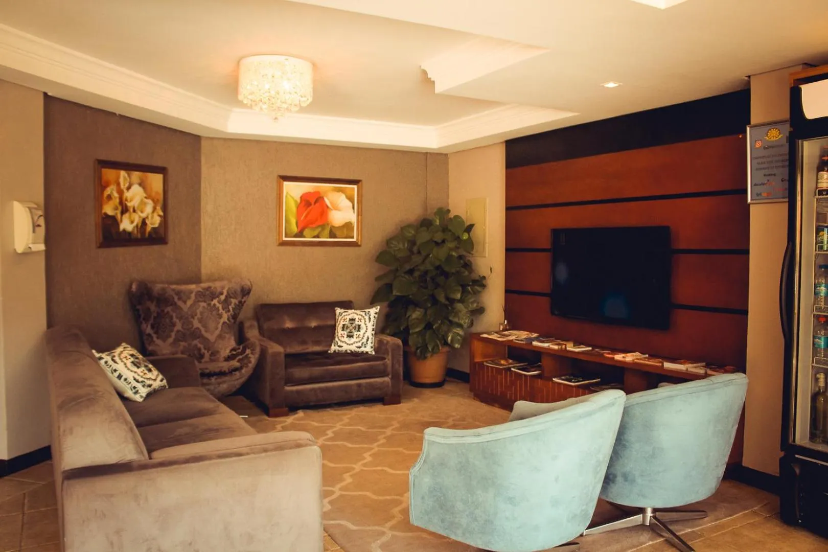 Seating area in Hotel Renascença