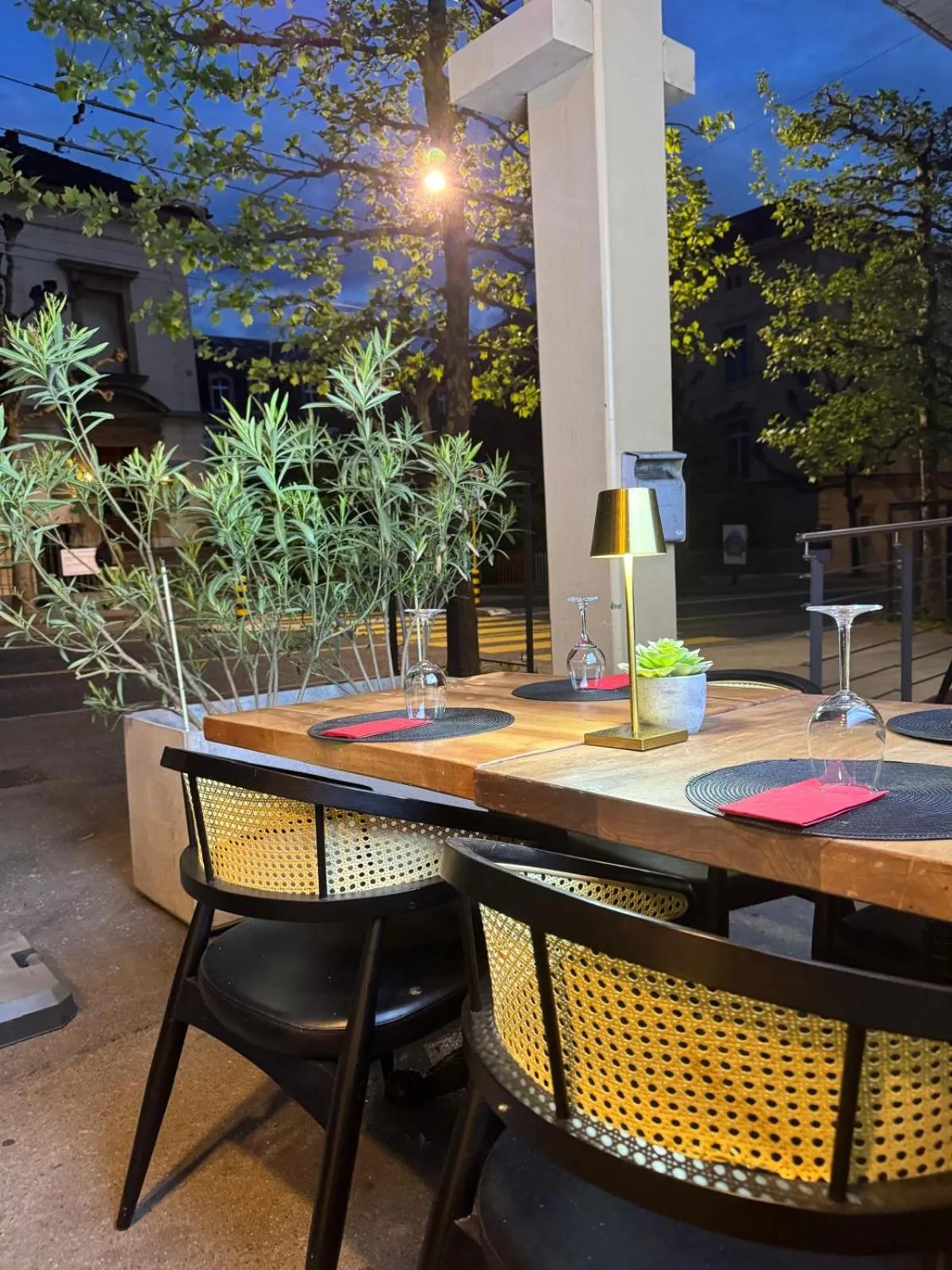 Lounge or bar in Neuchâtel City Hôtel