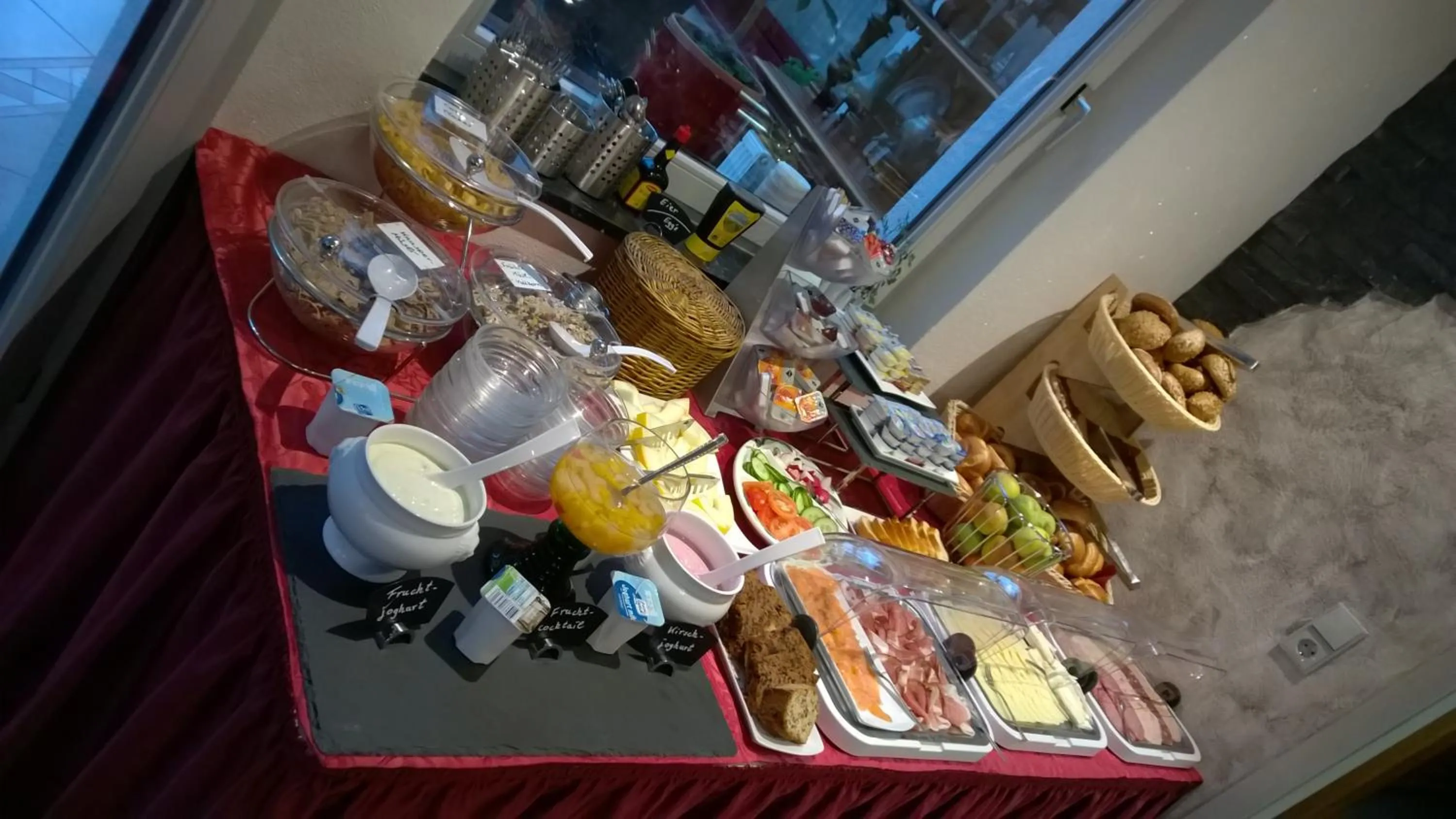 Breakfast in Hotel Arns