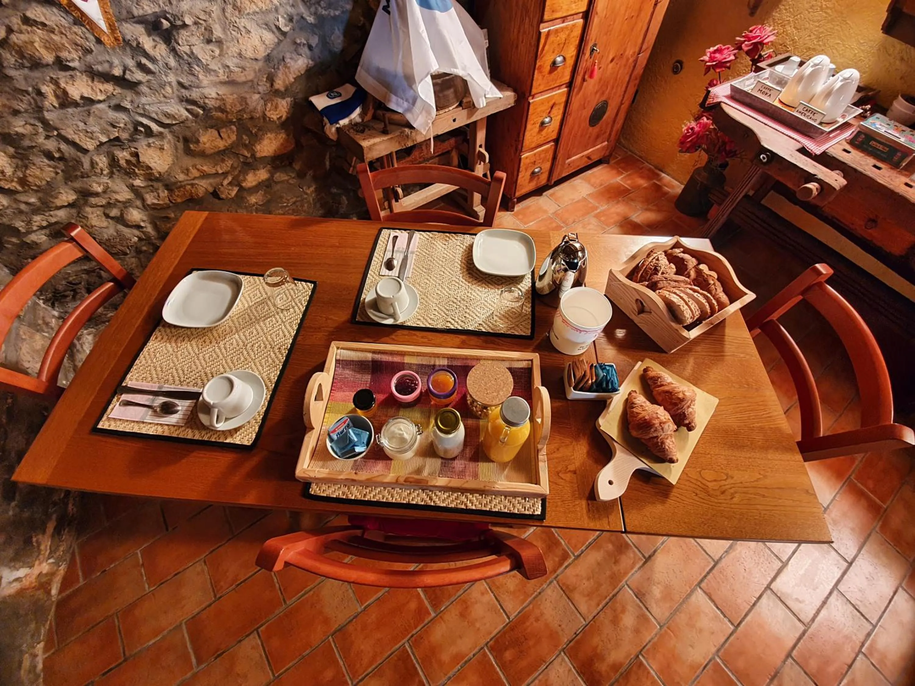 Breakfast in Le Casite Bed & Breakfast